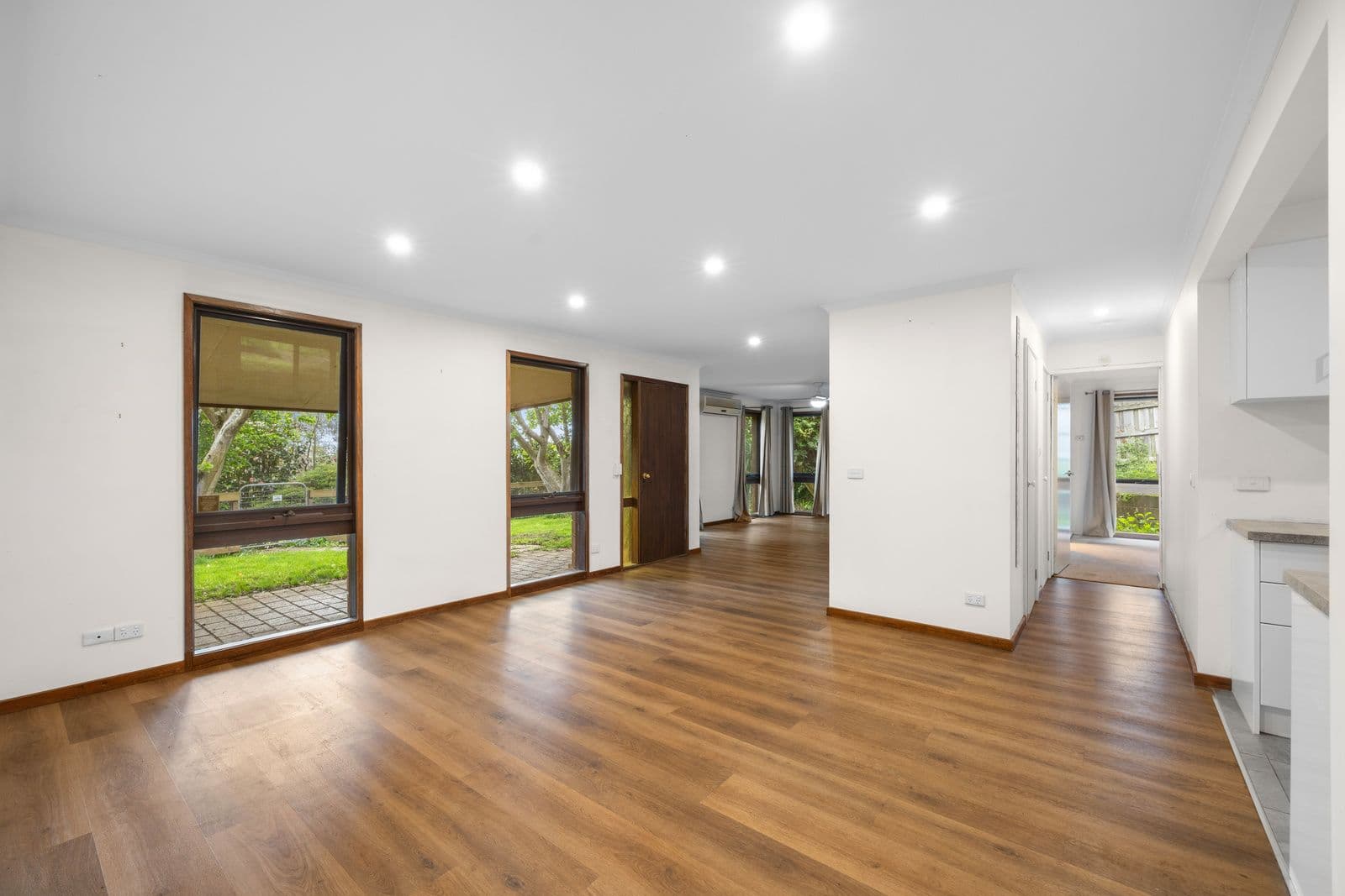 10 Chamberlain Drive, Leongatha VIC 3953, Leongatha - Thumbnail 3