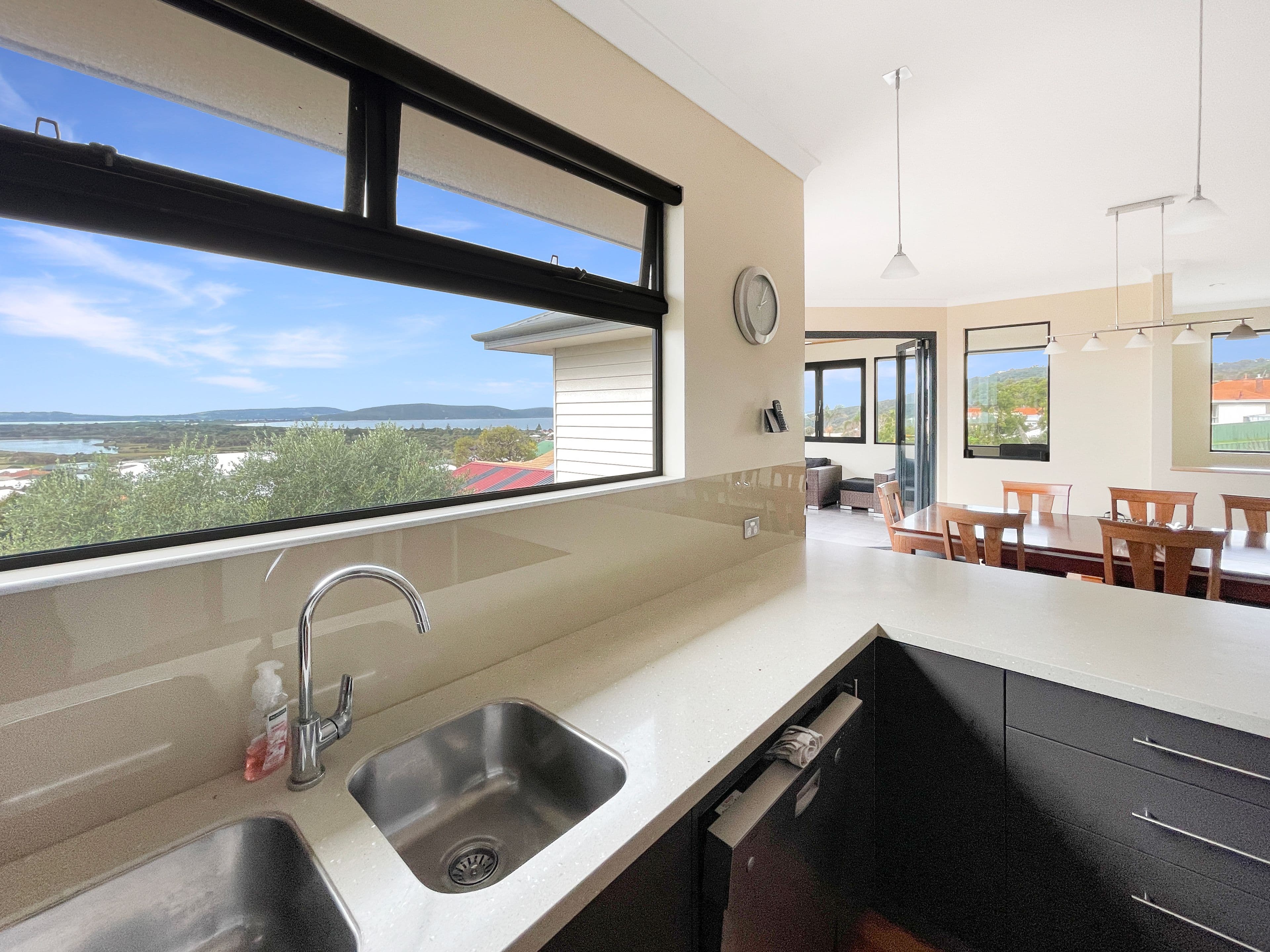 4B Sussex Street, Middleton Beach WA 6330, Middleton Beach - Thumbnail 3