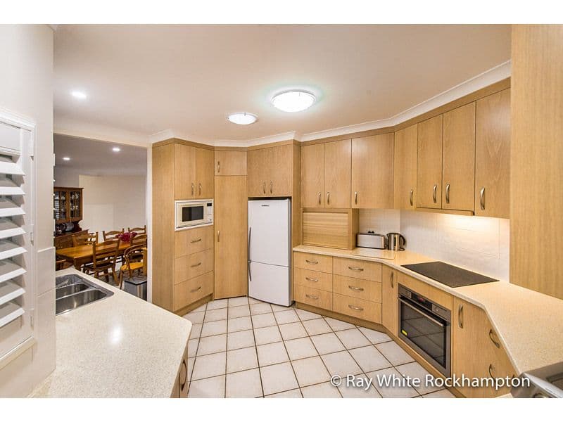 25 Grantleigh Close, Rockyview QLD 4701, Rockyview - Thumbnail 4