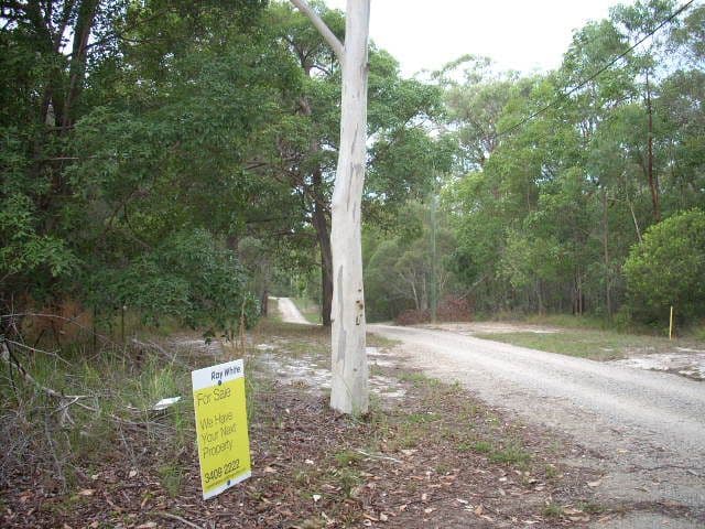 15 Cunningham Avenue, Russell Island QLD 4184, Russell Island - Thumbnail 4