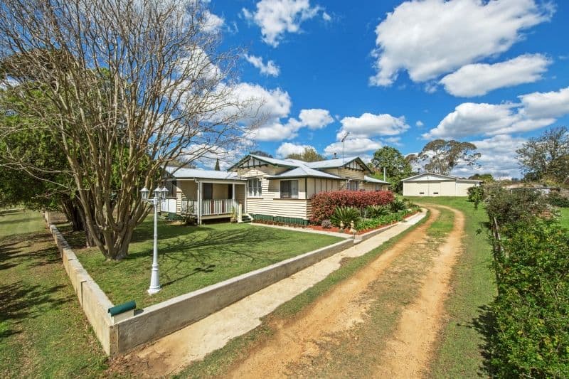 7 Albert Street, Crows Nest QLD 4355, Crows Nest - Image 1