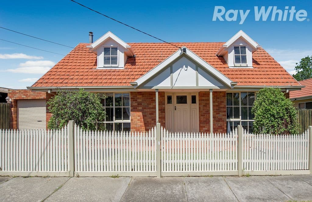 14 Ellerslie Street, Kingsbury VIC 3083, Kingsbury - Image 1