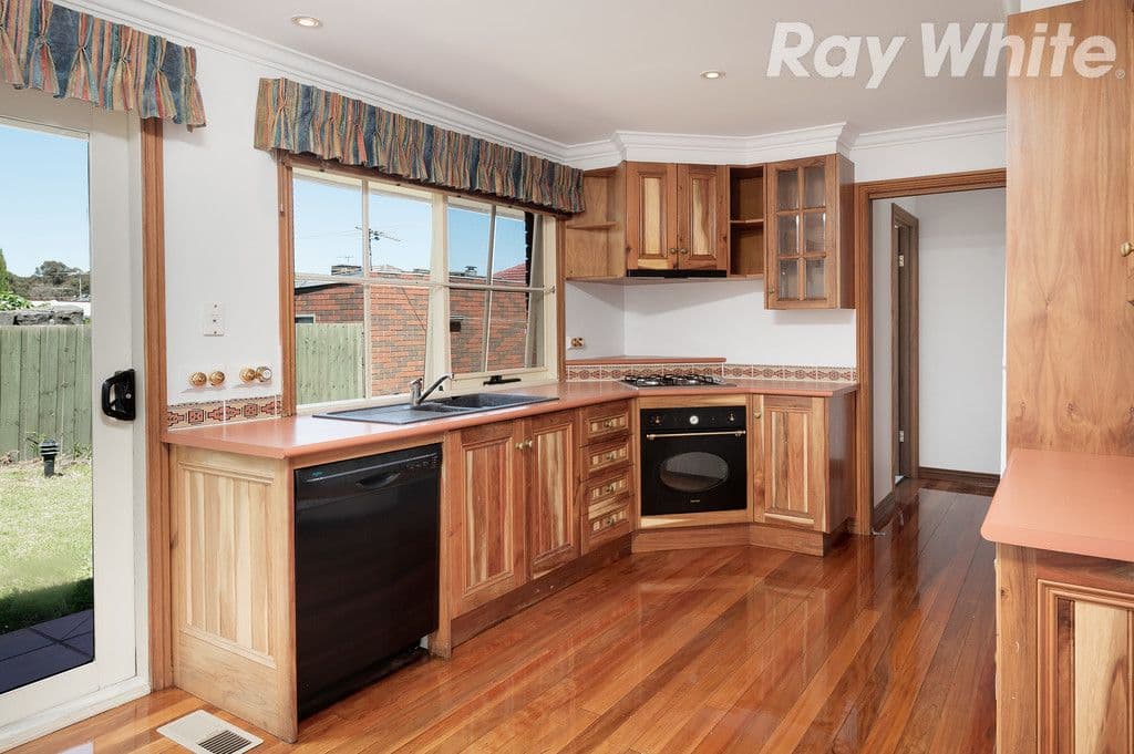 14 Ellerslie Street, Kingsbury VIC 3083, Kingsbury - Thumbnail 5