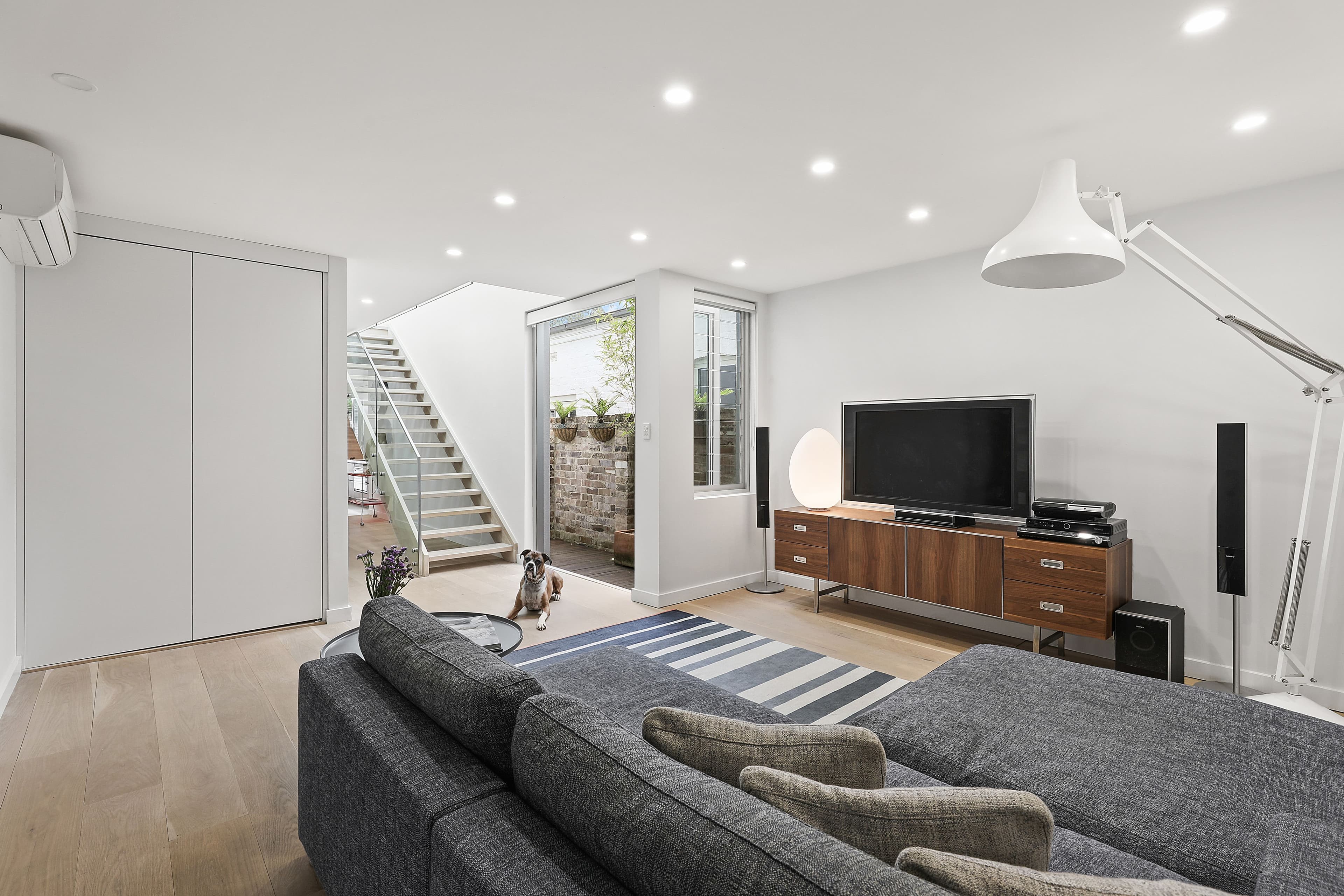 288 Belmont Street, Alexandria - Thumbnail 2