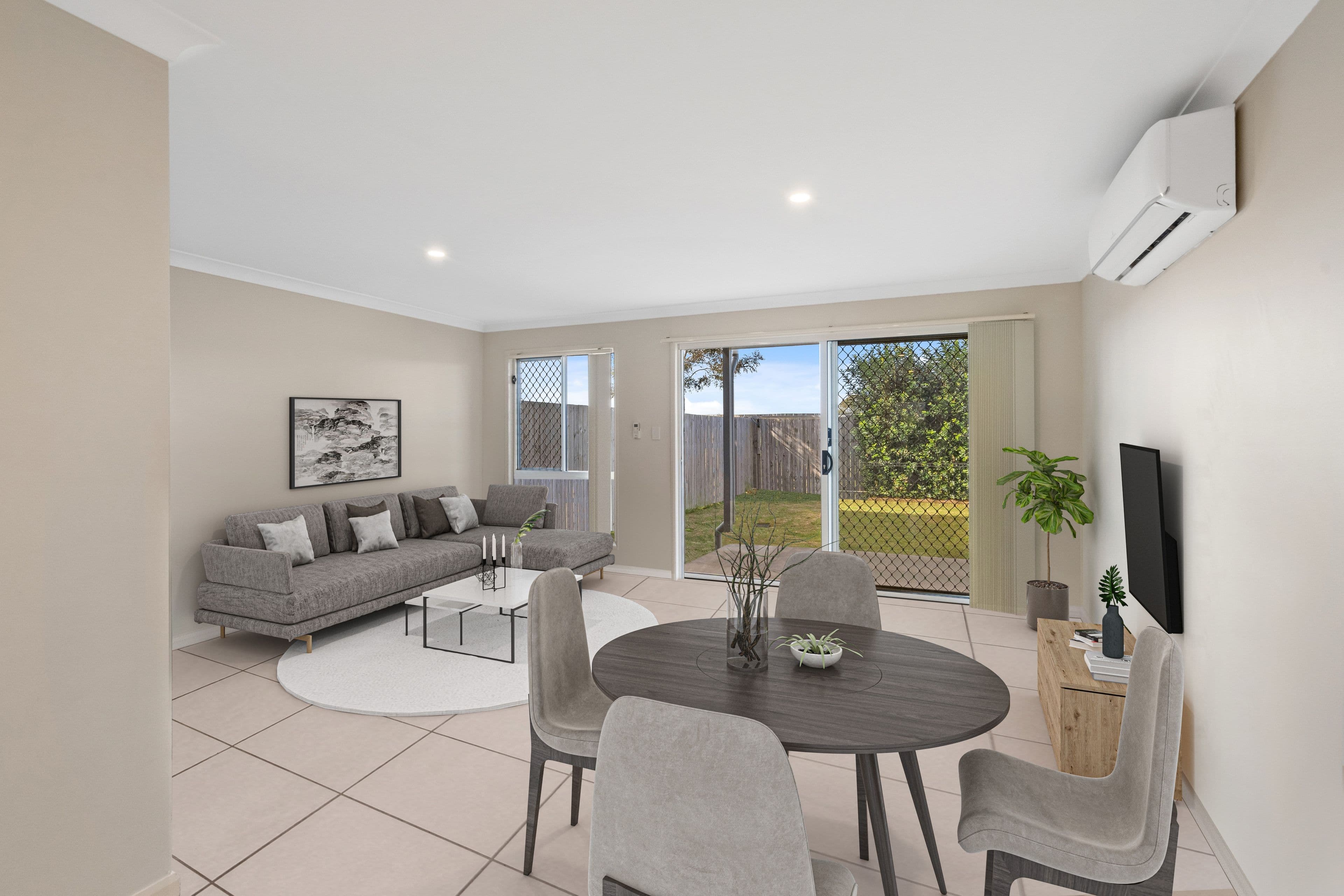 8 Larcom Crescent, Redbank Plains QLD 4301, Redbank Plains - Thumbnail 3