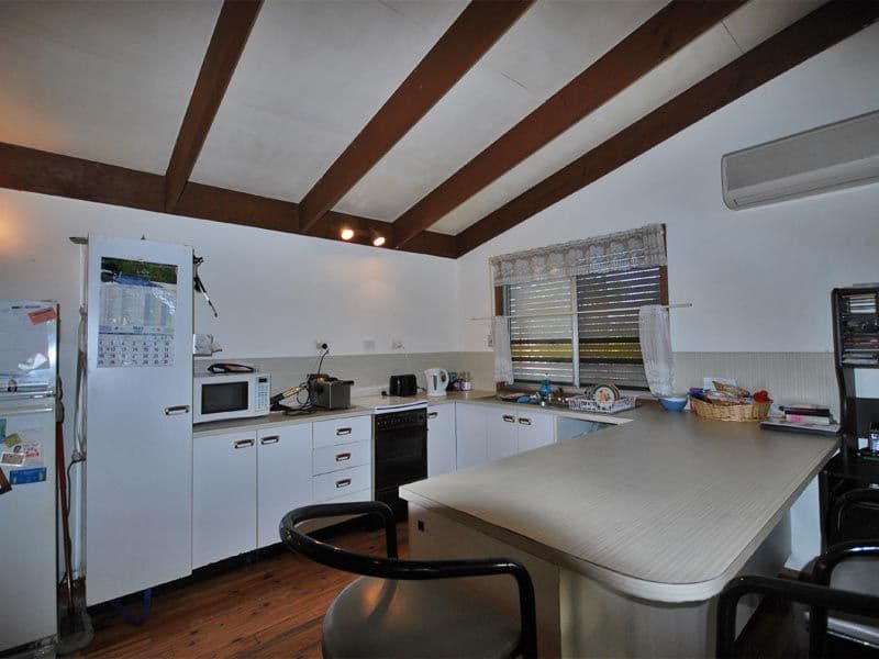 1  Devon Drive, BELLBIRD PARK QLD 4300, Bellbird Park - Thumbnail 3