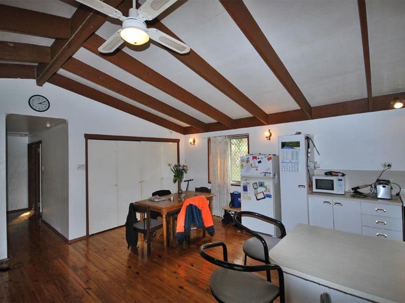 1  Devon Drive, BELLBIRD PARK QLD 4300, Bellbird Park - Thumbnail 4