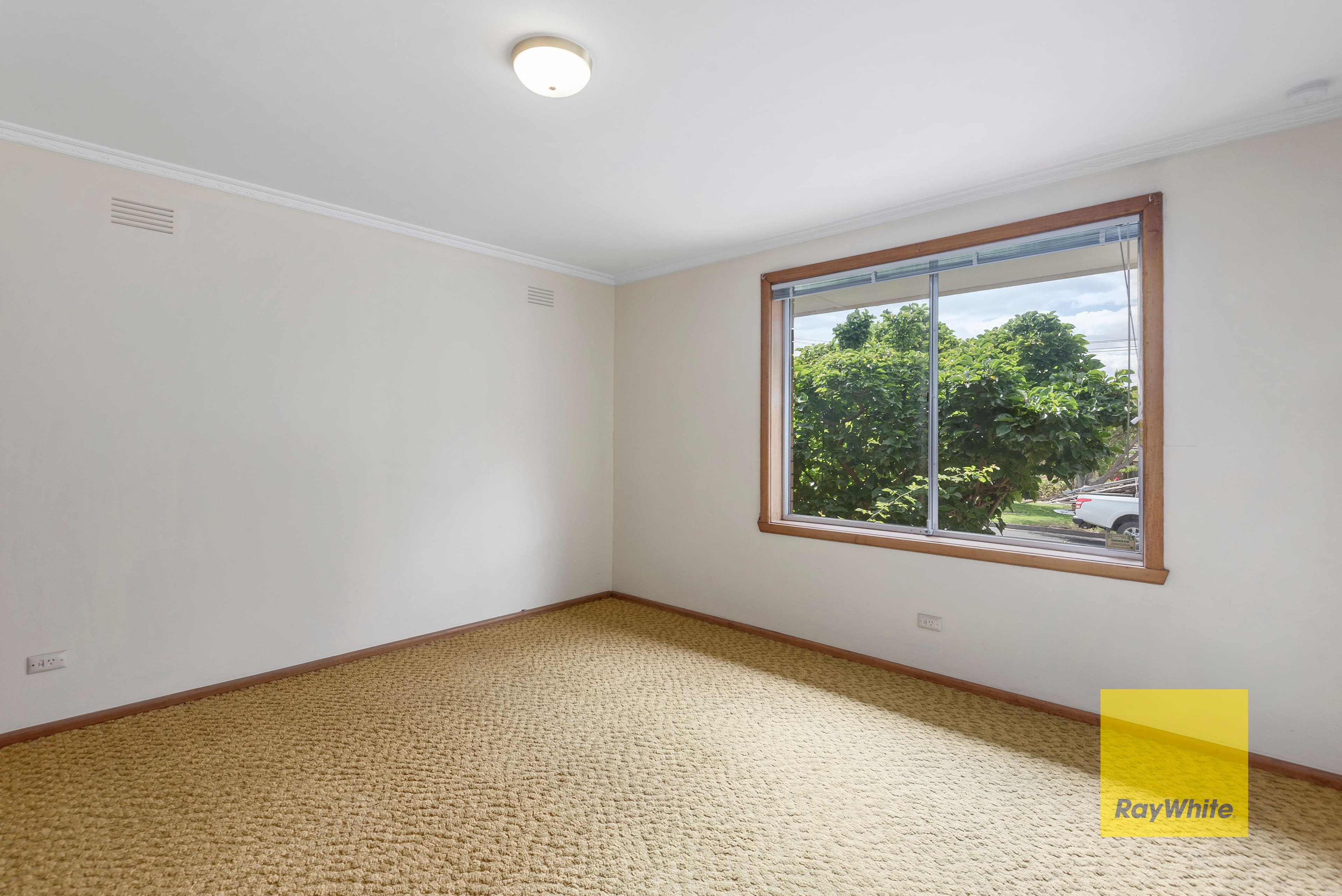 2E St Elmo Crescent, Highton VIC 3216, Highton - Thumbnail 7