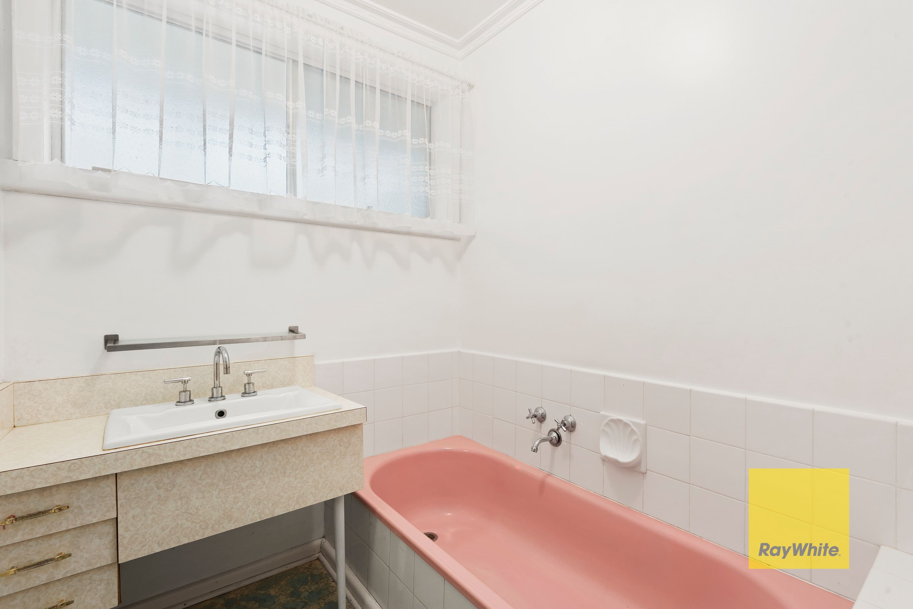 2E St Elmo Crescent, Highton VIC 3216, Highton - Thumbnail 8