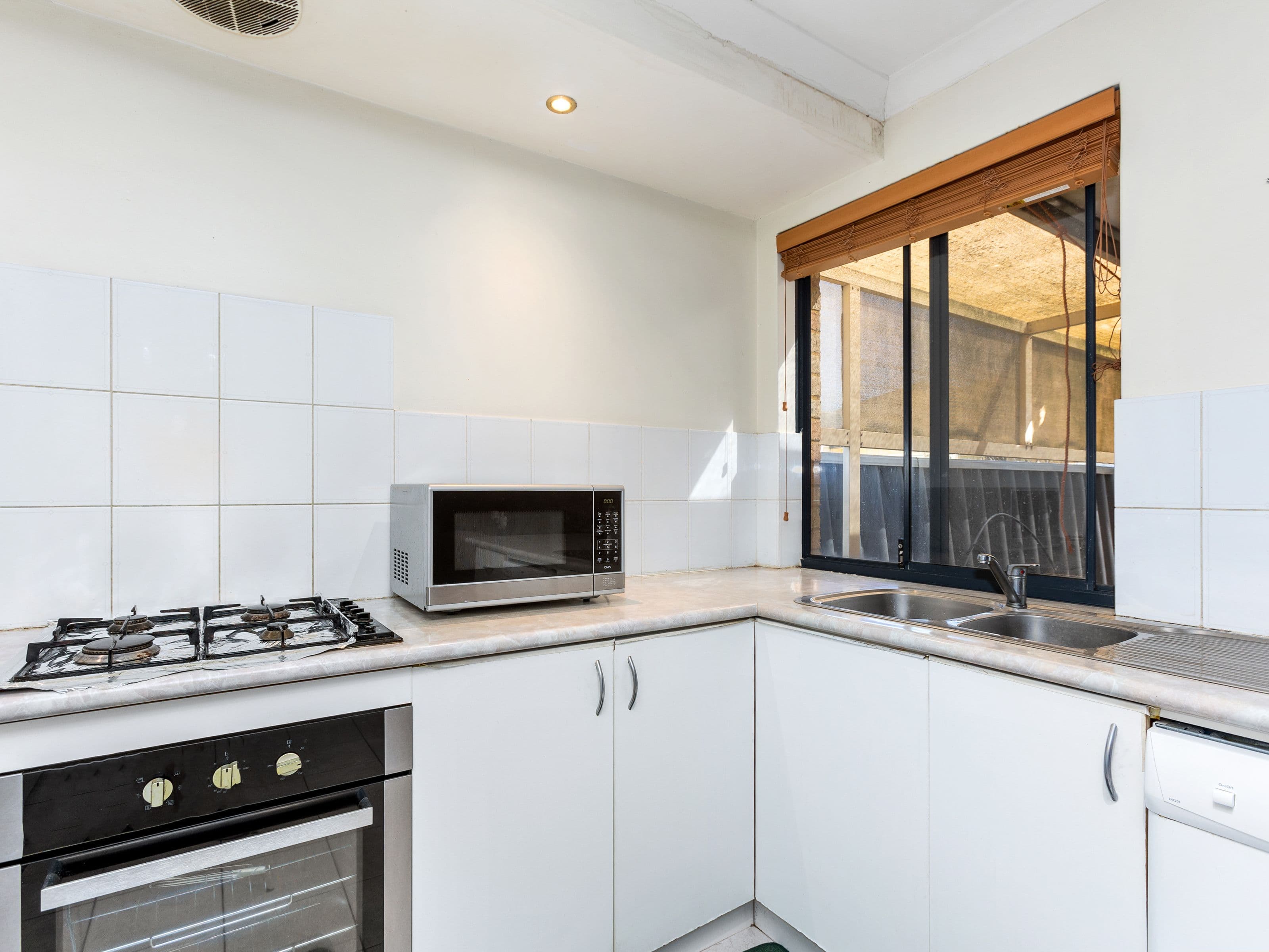 14a Crawford Street, Cannington WA 6107, Cannington - Thumbnail 8