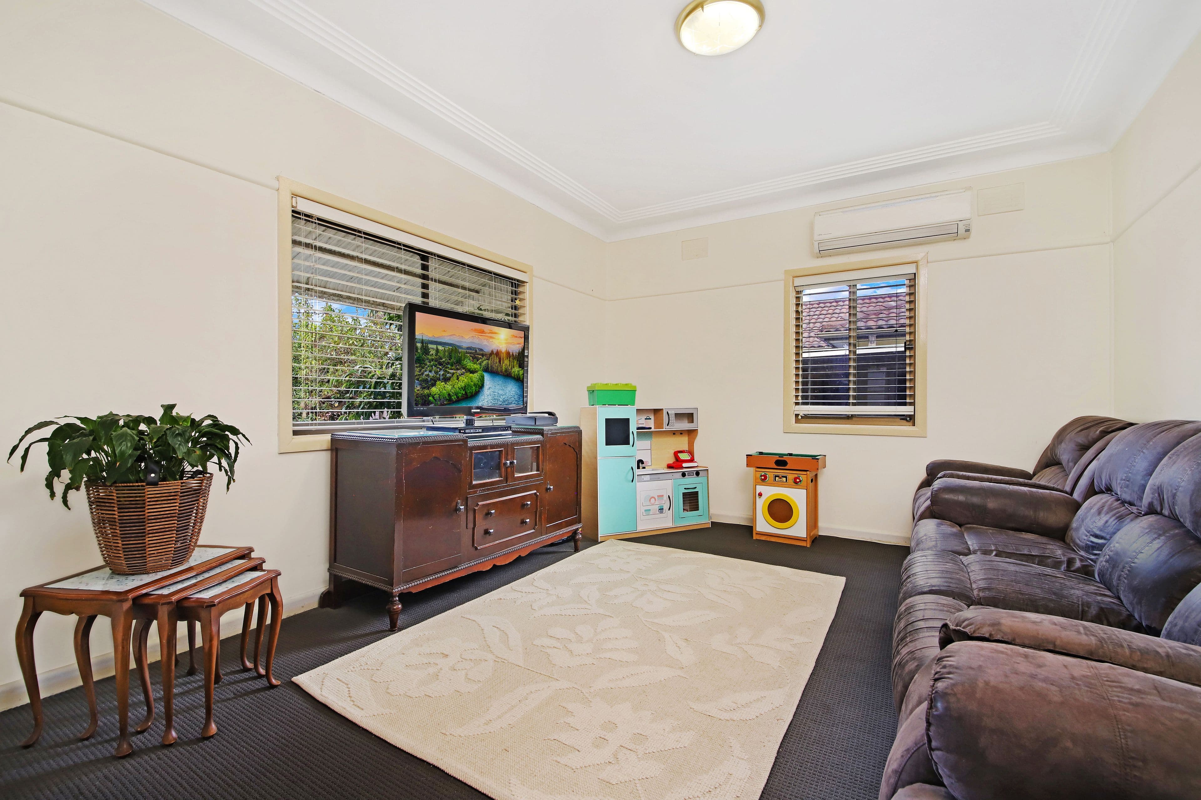 112 Wycombe Street, Yagoona - Thumbnail 2