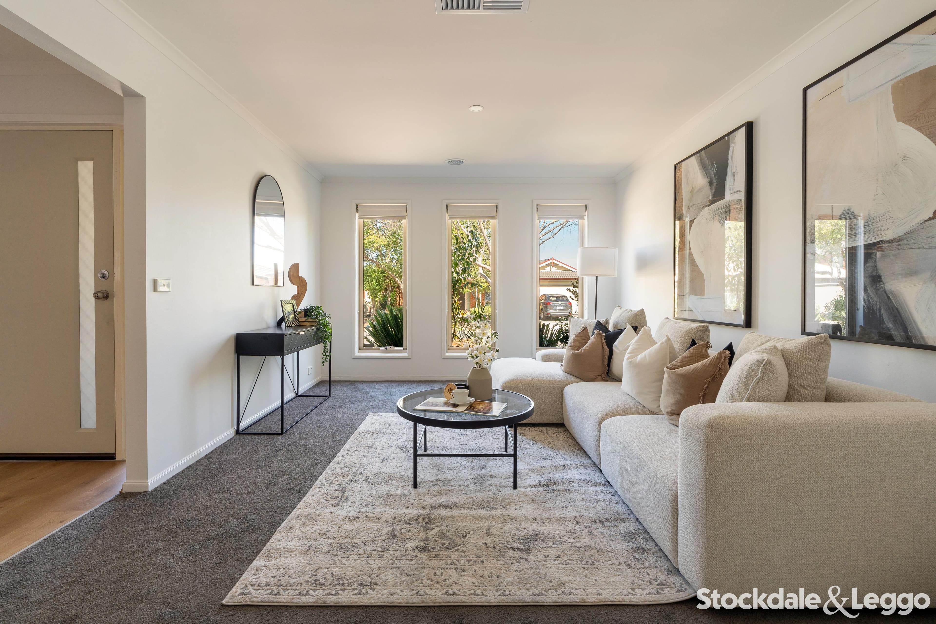 23 Massie Circuit, Sunbury VIC, Sunbury - Thumbnail 2