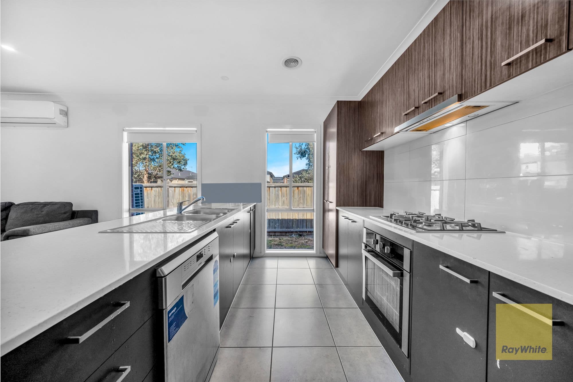 23 Kittyhawk Road, Point Cook VIC 3030, Point Cook - Thumbnail 6