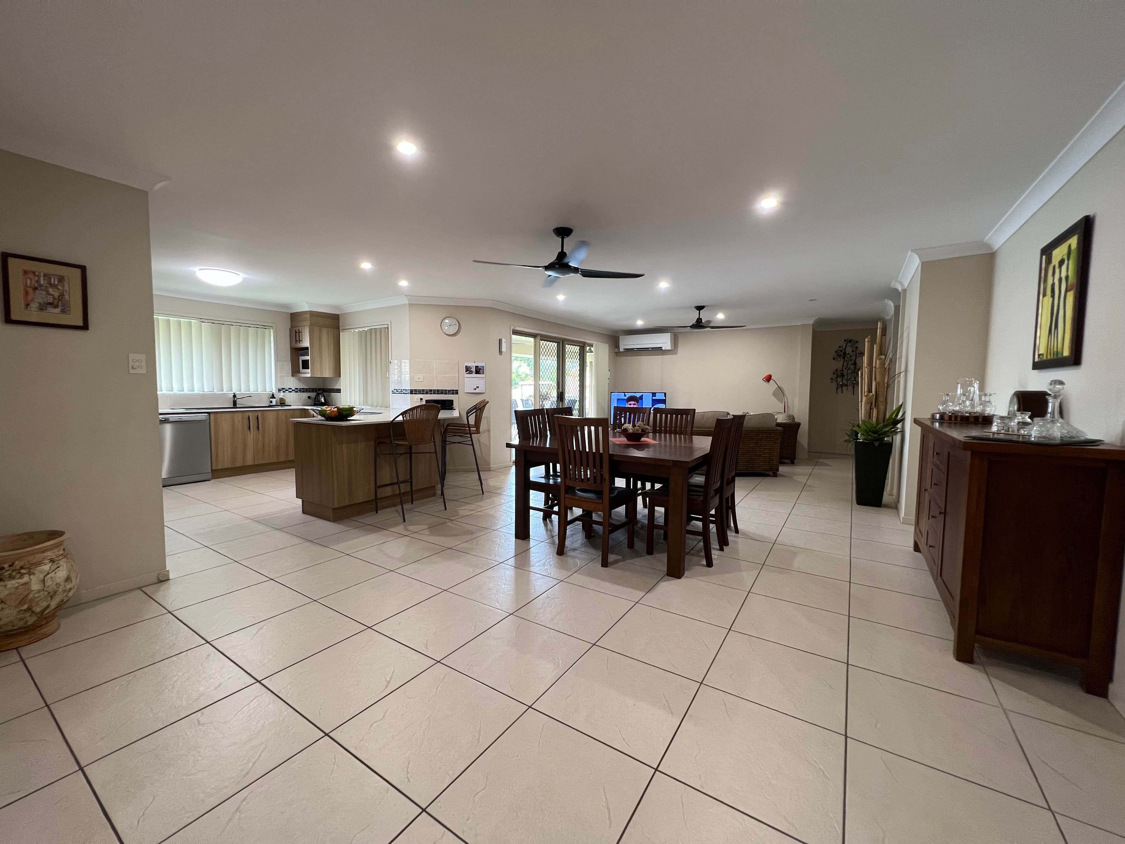 8 Tewantin Way, Waterford QLD 4133, Waterford - Thumbnail 3