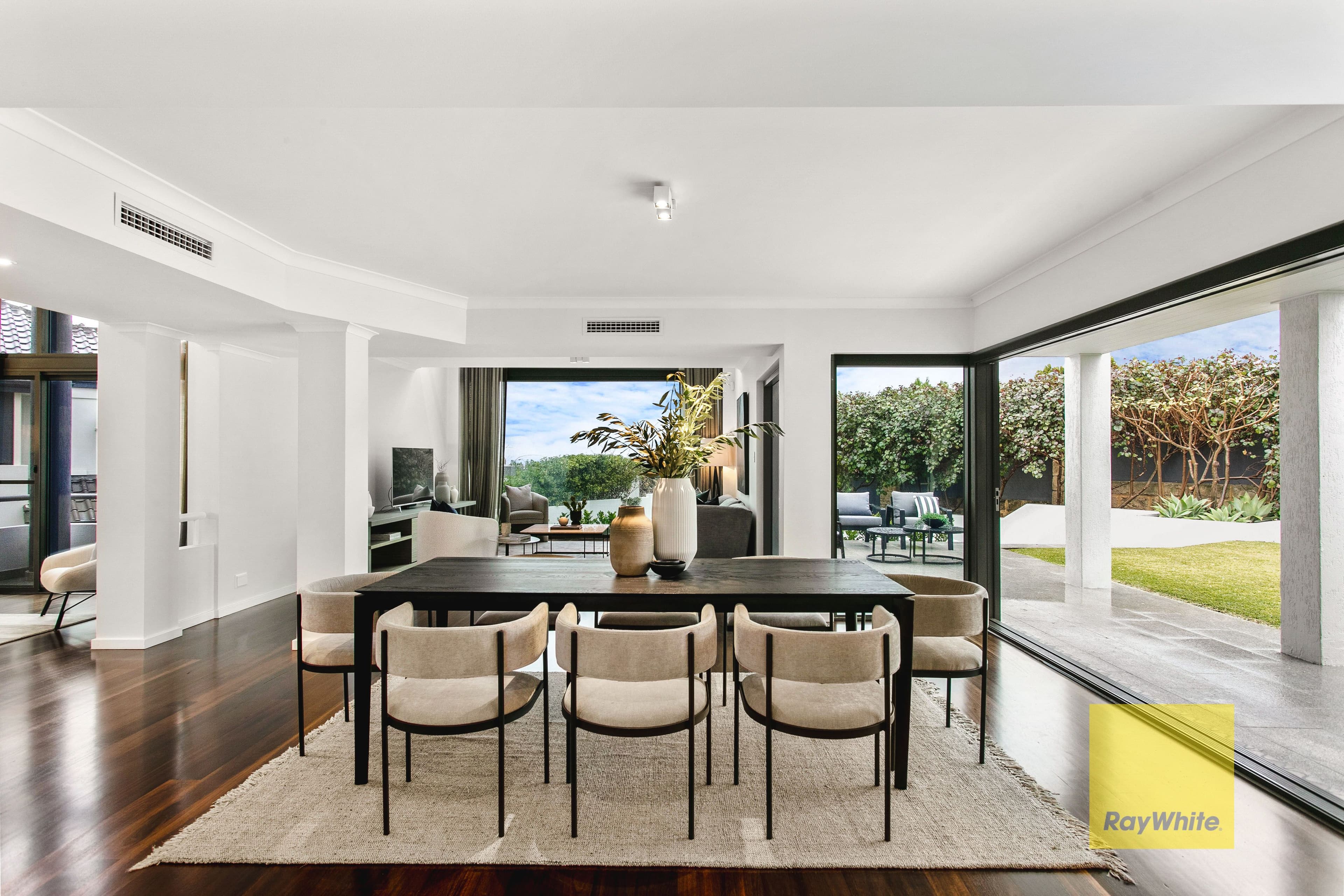 9 Vlamingh Parade, Mosman Park WA 6012, Mosman Park - Thumbnail 2