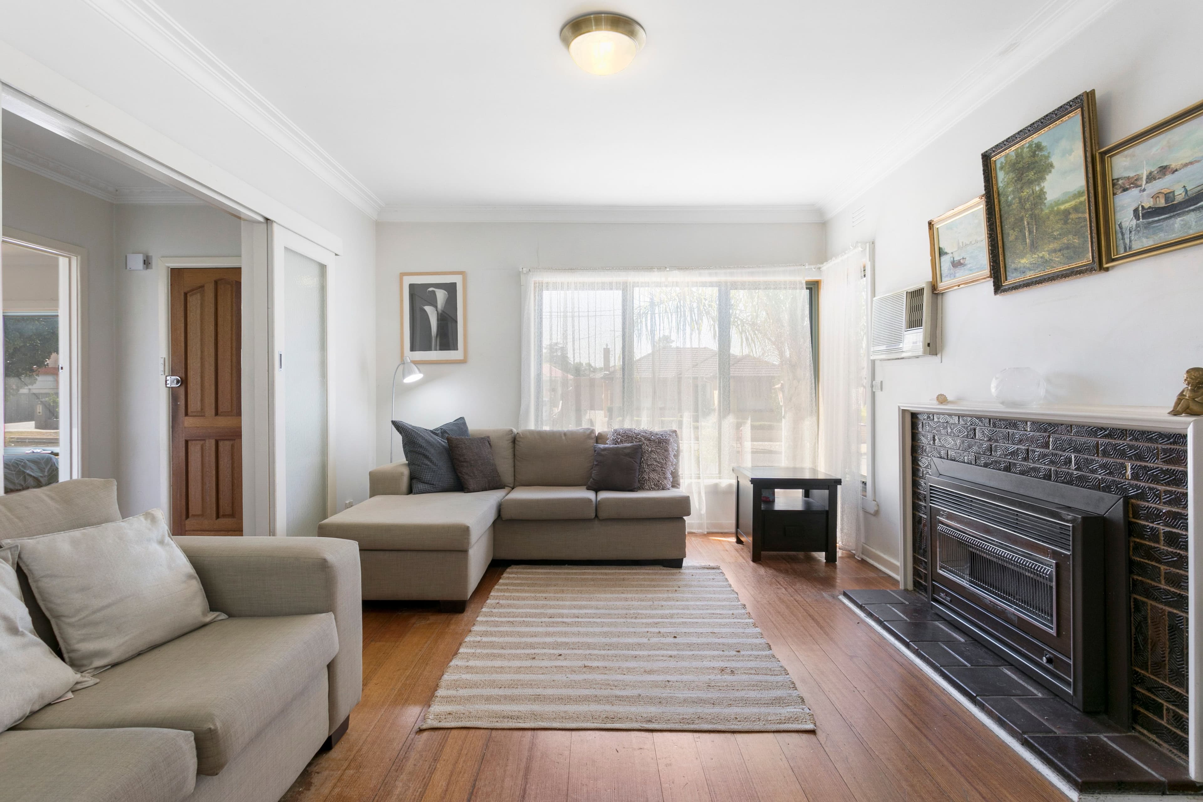 16 Merlyn Avenue, Clayton South VIC 3169, Clayton South - Thumbnail 2