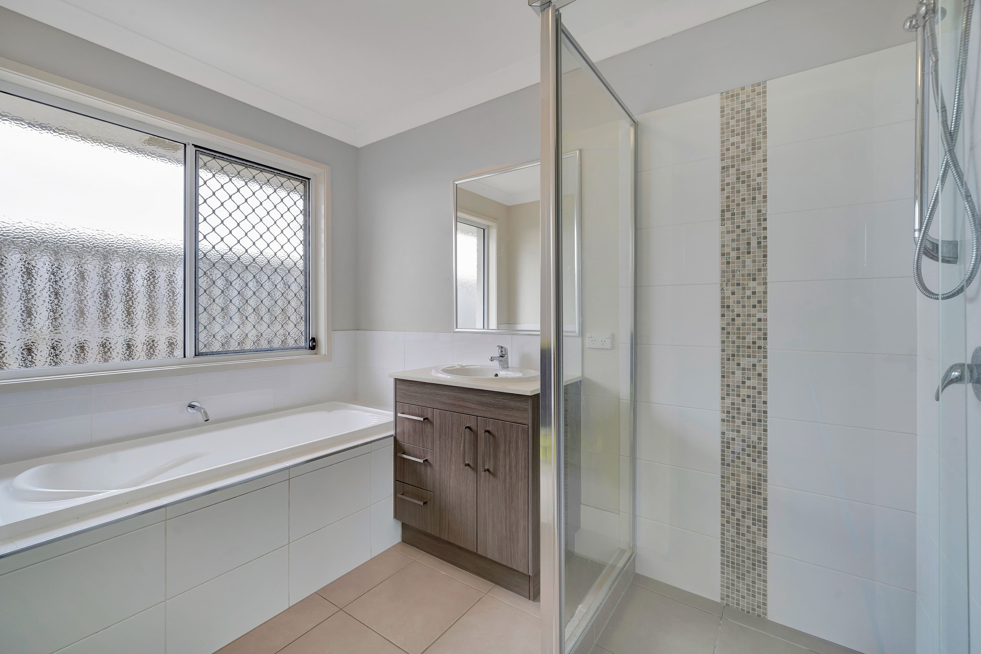 64 Sanctuary Parkway, Waterford QLD 4133, Waterford - Thumbnail 6