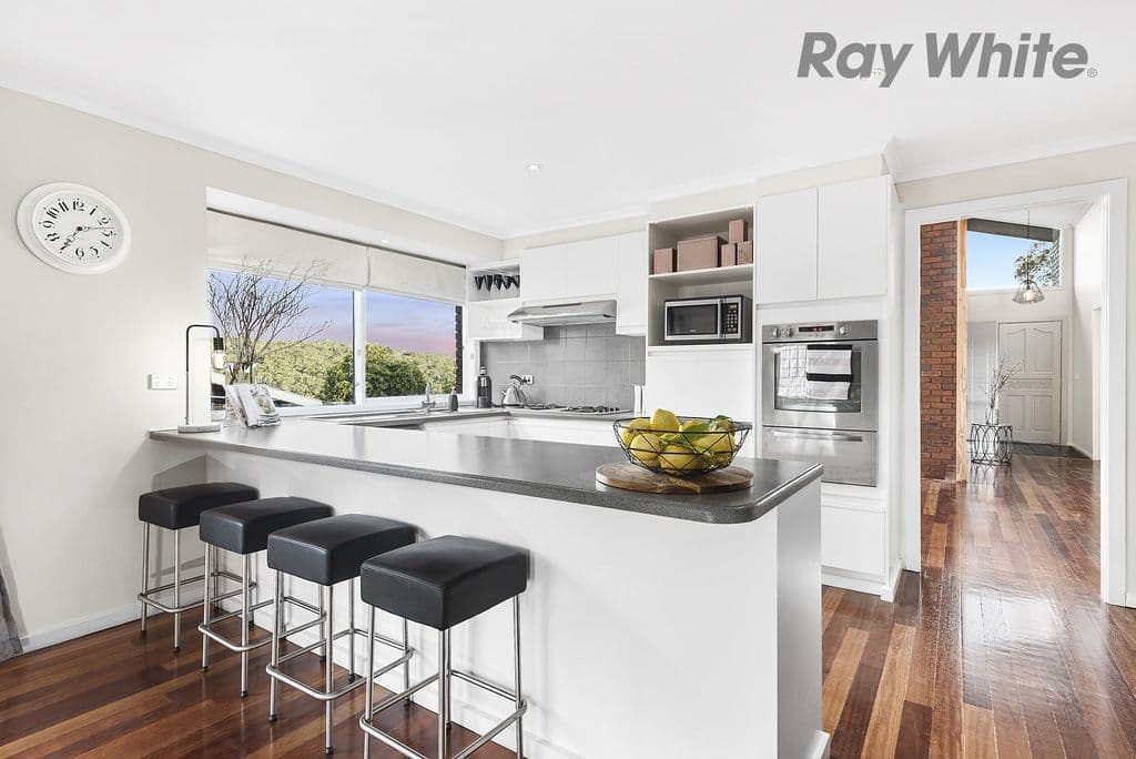 9 LANIER Crescent, Croydon North VIC 3136, Croydon North - Thumbnail 5