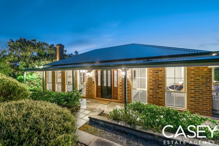 12-14 Madelyn Court, Cranbourne South - Image 1