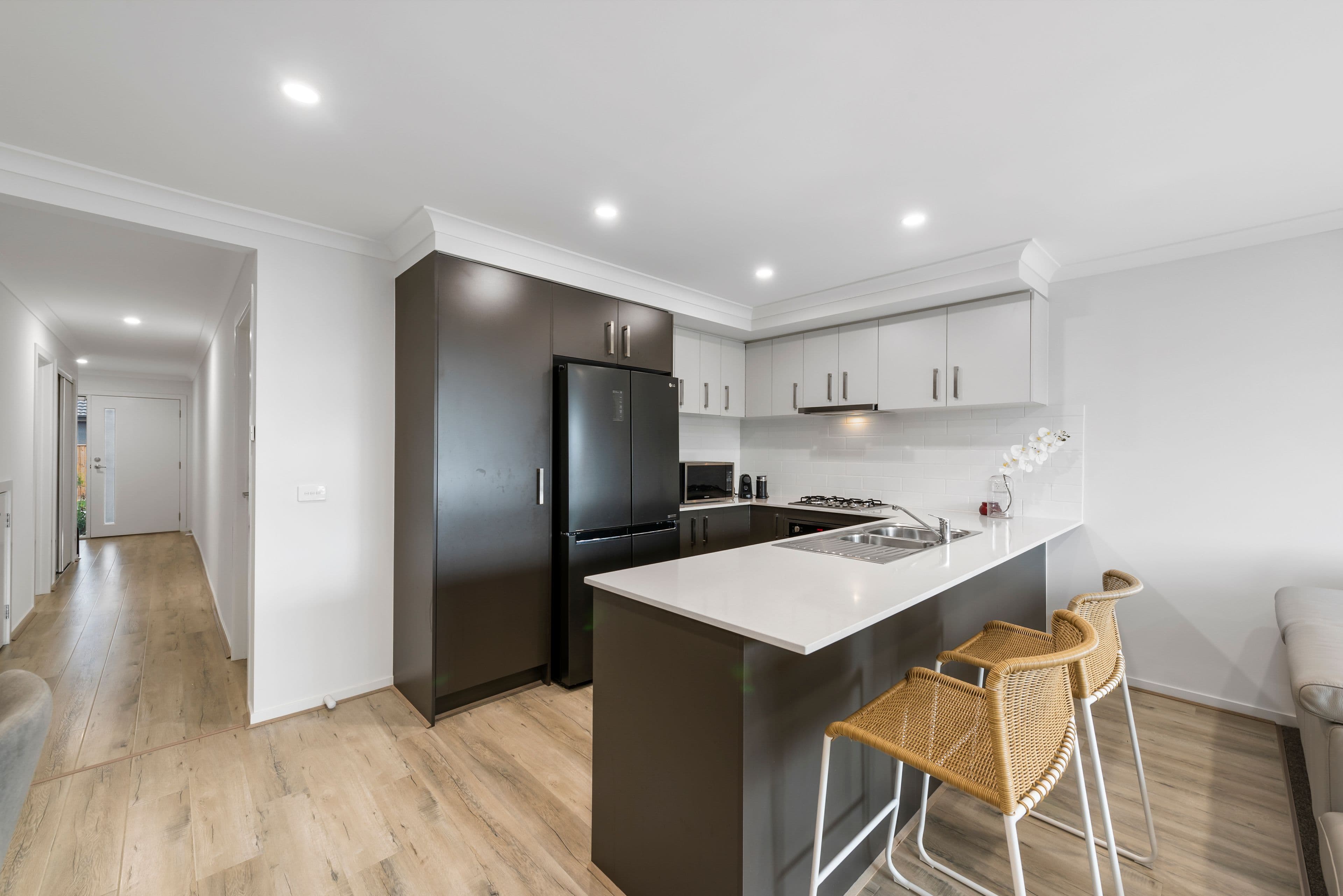 14 Pippen Loop, DEANSIDE VIC 3336, Deanside - Thumbnail 3