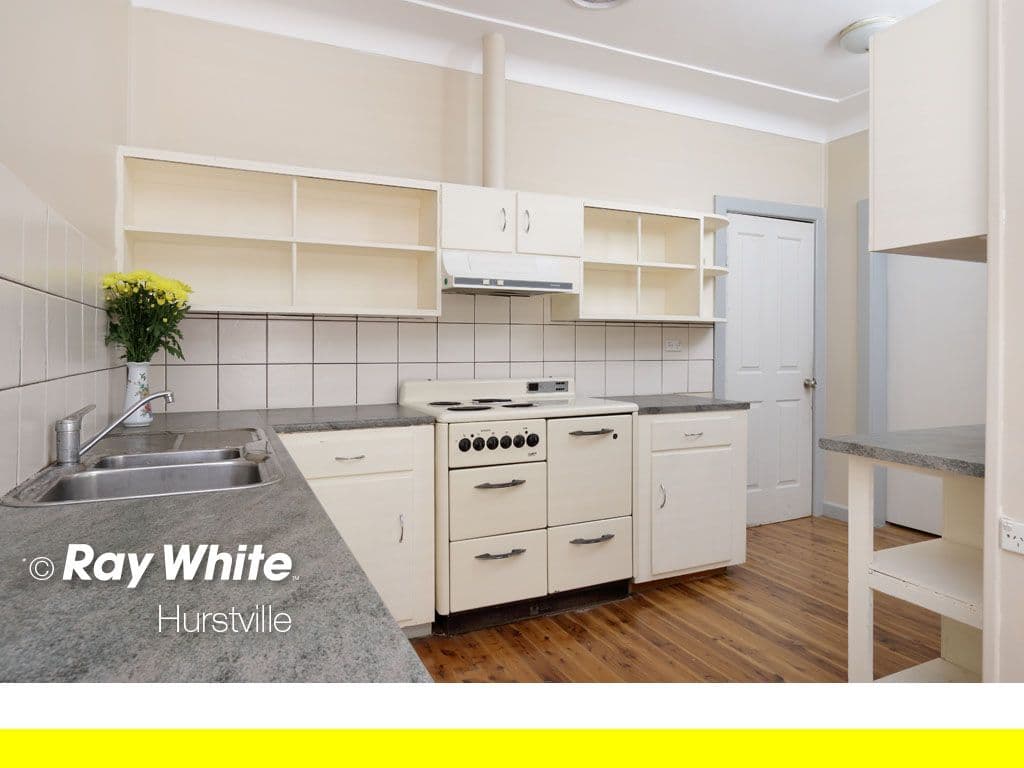 32 Riverview Avenue, Kyle Bay - Thumbnail 2