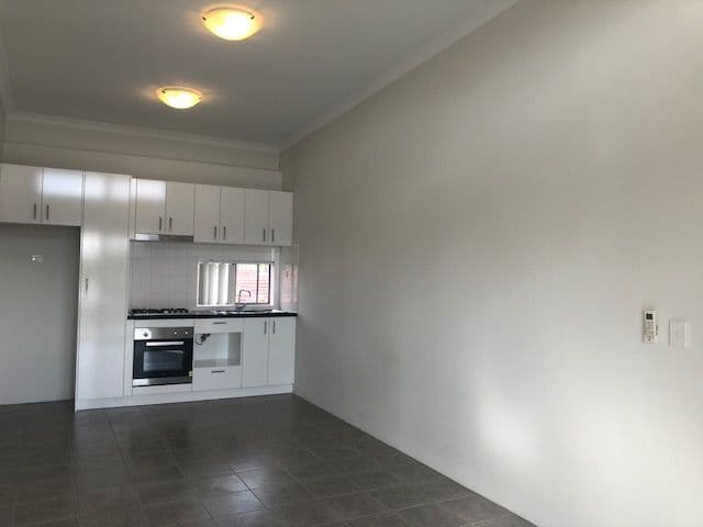 13 Spring Avenue, Midland WA 6056, Midland - Thumbnail 4