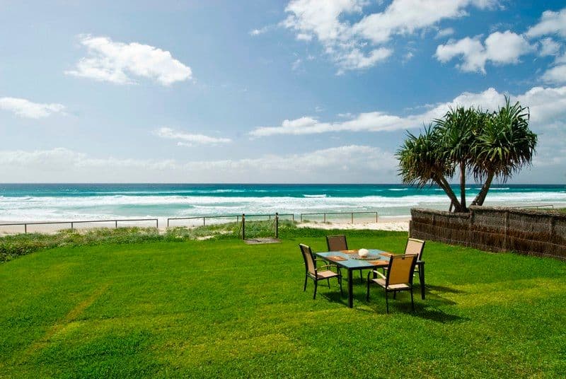 91 Albatross Avenue, MERMAID BEACH QLD 4218, Mermaid Beach - Thumbnail 2