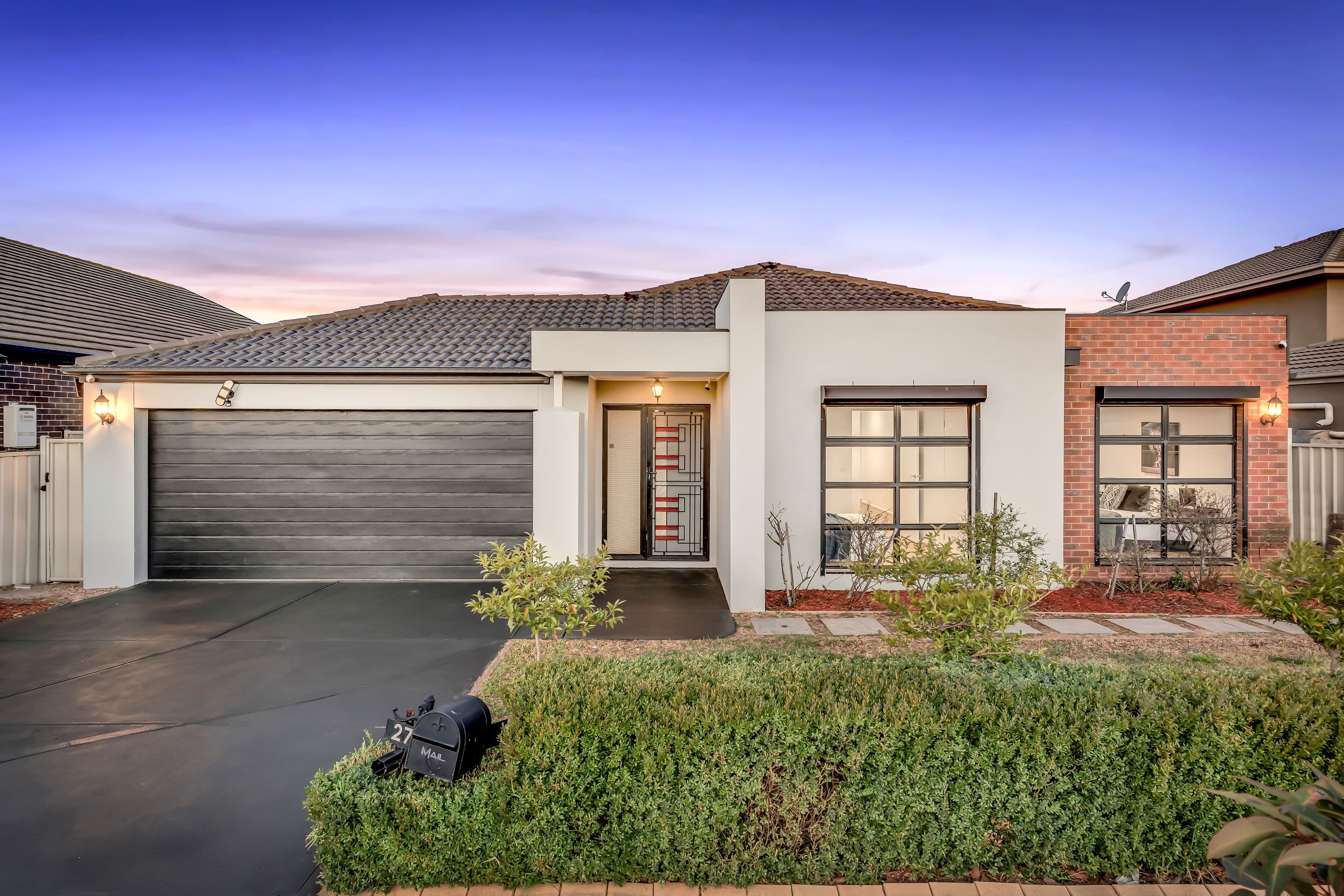 27 Burrora Way, Craigieburn VIC 3064, Craigieburn - Image 1