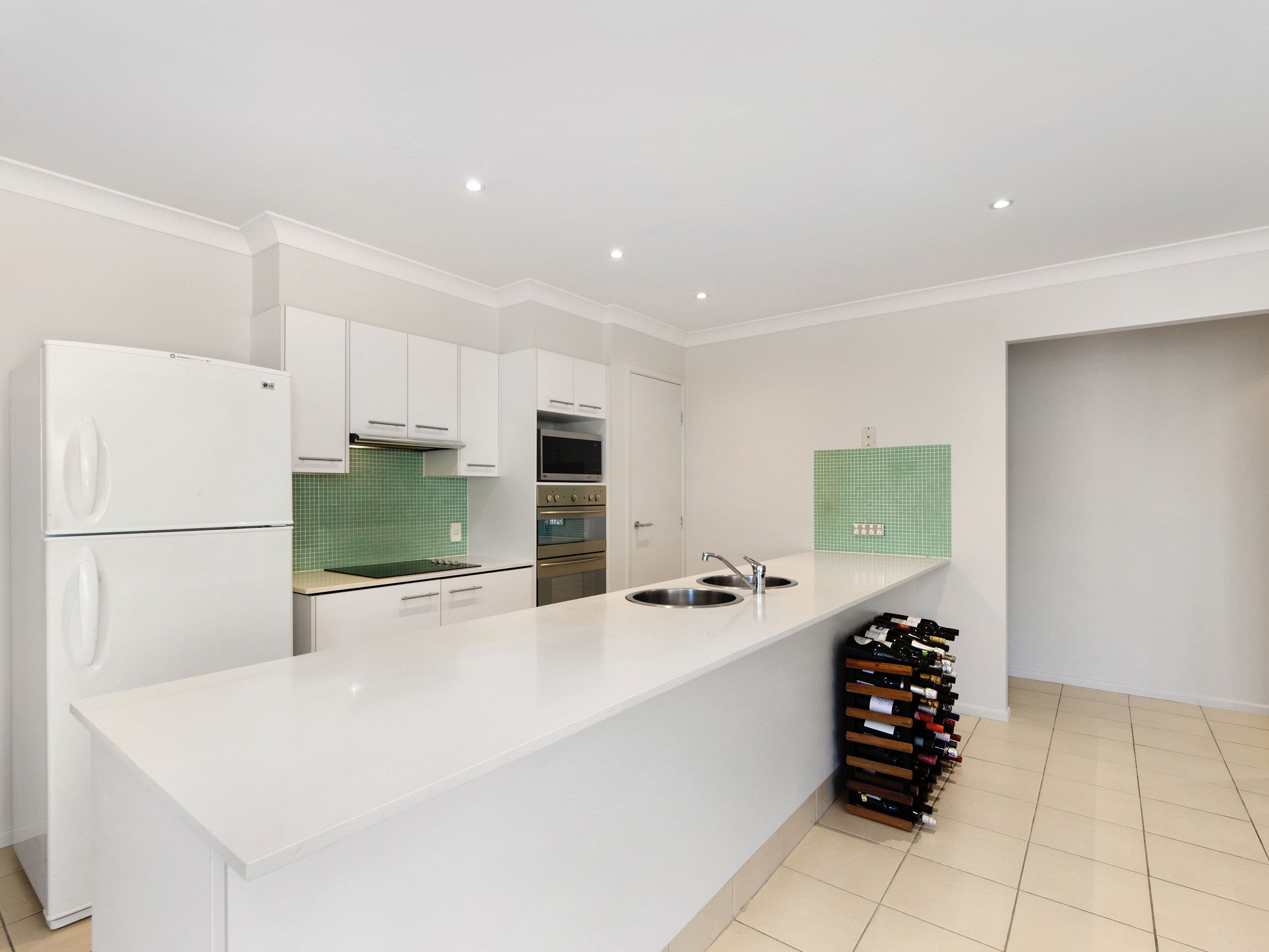 8 Flynn Court, Maudsland QLD 4210, Maudsland - Thumbnail 6