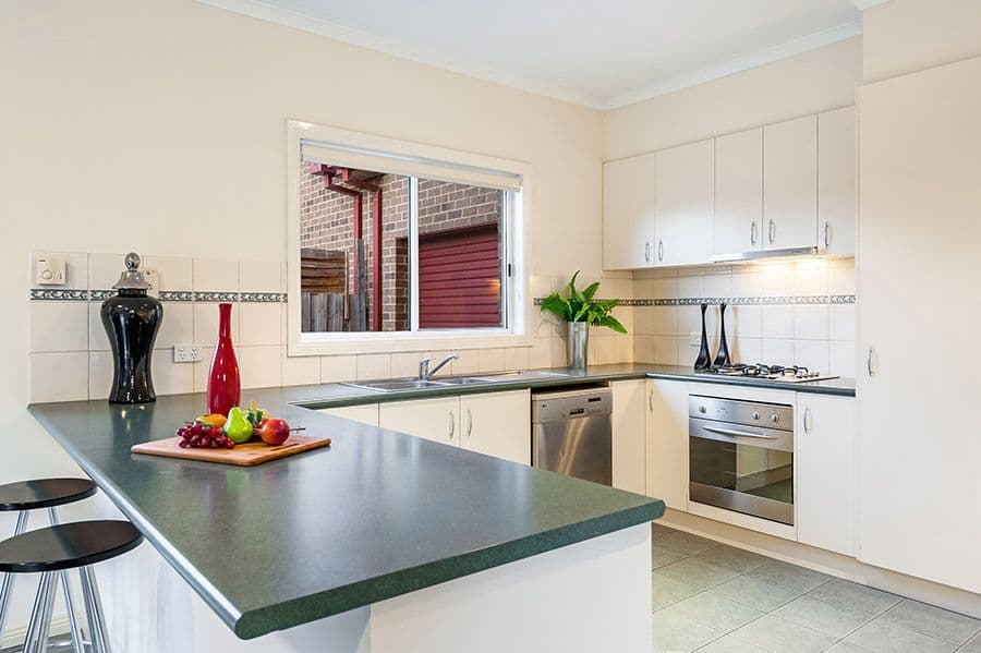 32 Garonne Circuit, Roxburgh Park VIC 3064, Roxburgh Park - Thumbnail 2