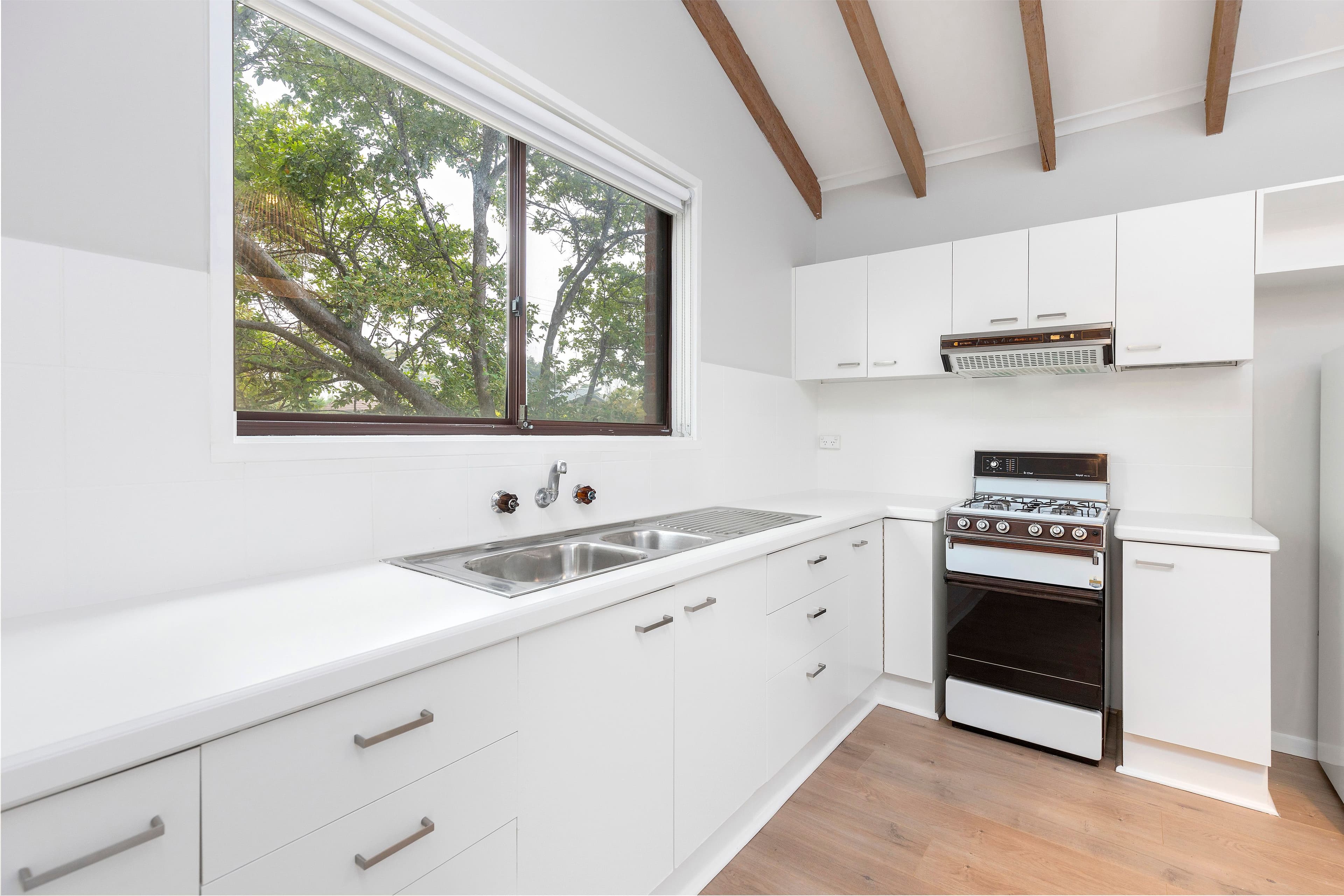 10 Wilkinson Street, Tootgarook VIC 3941, Tootgarook - Thumbnail 2