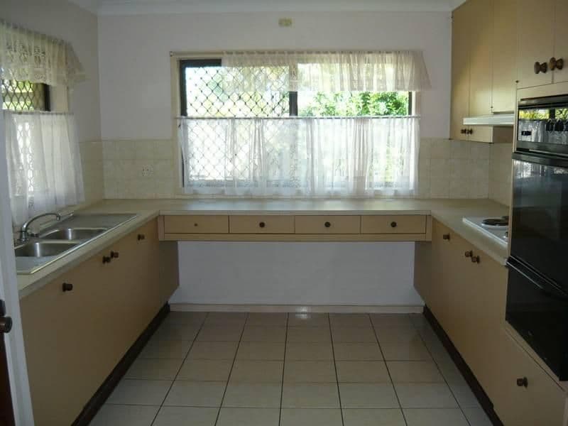 11a Shoalhaven Avenue, Springwood QLD 4127, Springwood - Thumbnail 2