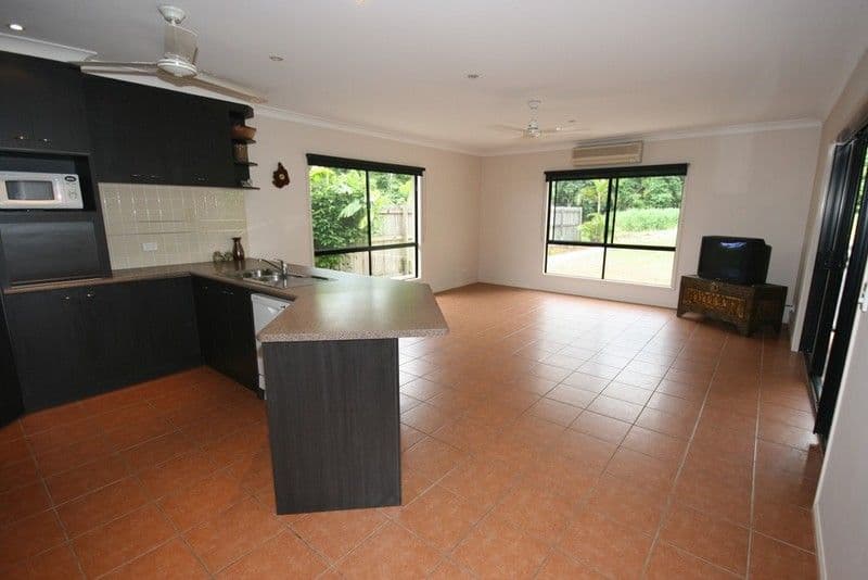 33 Sanctuary Avenue, JUBILEE POCKET QLD 4802, Jubilee Pocket - Thumbnail 8