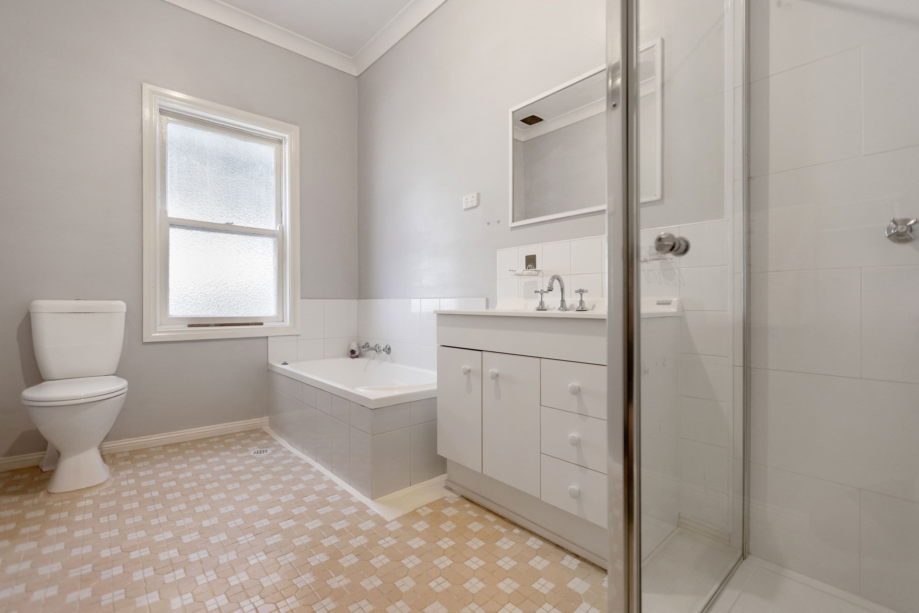 32 Gloucester Street, Junee NSW 2663, Junee - Thumbnail 7