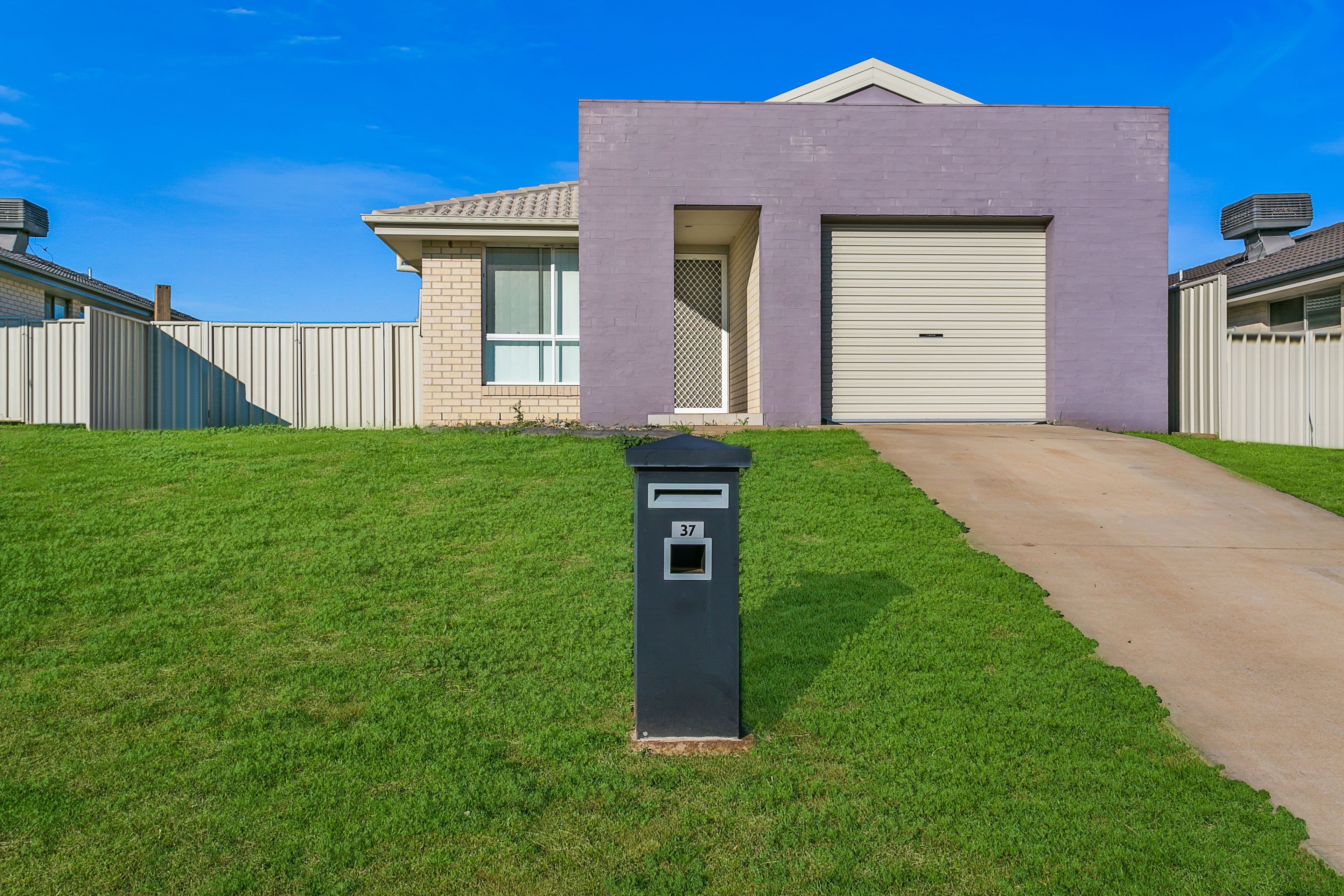 37 Higgins Lane, Tamworth NSW 2340, Tamworth - Image 1