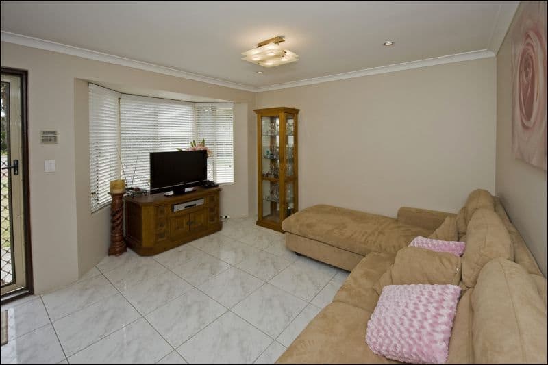 6 Roosevelt Place, REDCLIFFE WA 6104, Redcliffe - Thumbnail 3