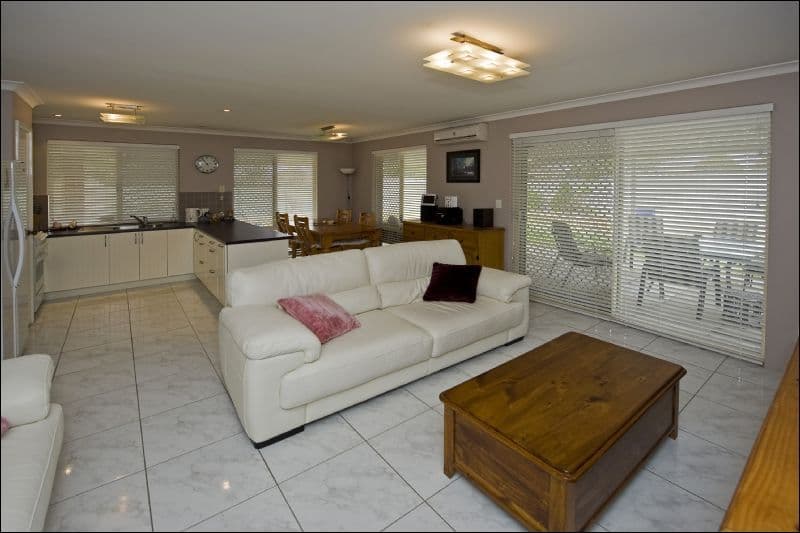 6 Roosevelt Place, REDCLIFFE WA 6104, Redcliffe - Thumbnail 6