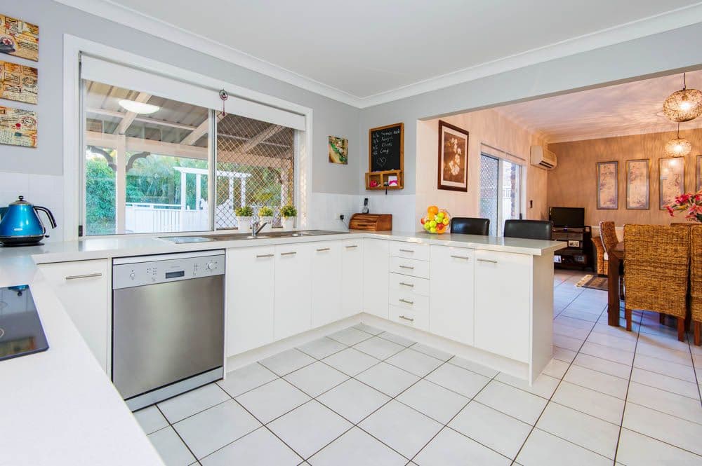 14 Blue Grass Crescent, EIGHT MILE PLAINS QLD 4113, Eight Mile Plains - Thumbnail 3