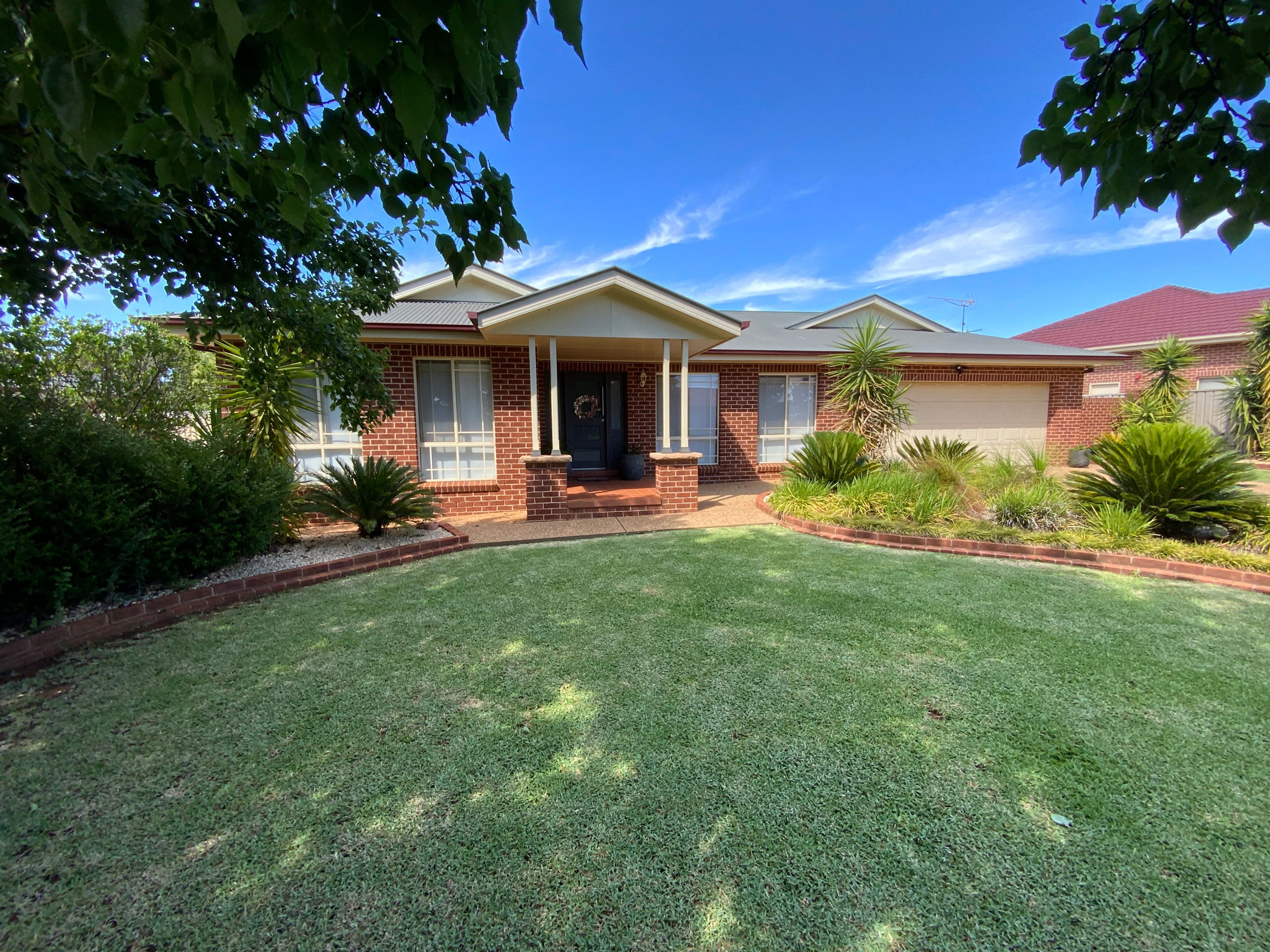 10 Nicholls Street, Griffith NSW 2680, Griffith - Image 1