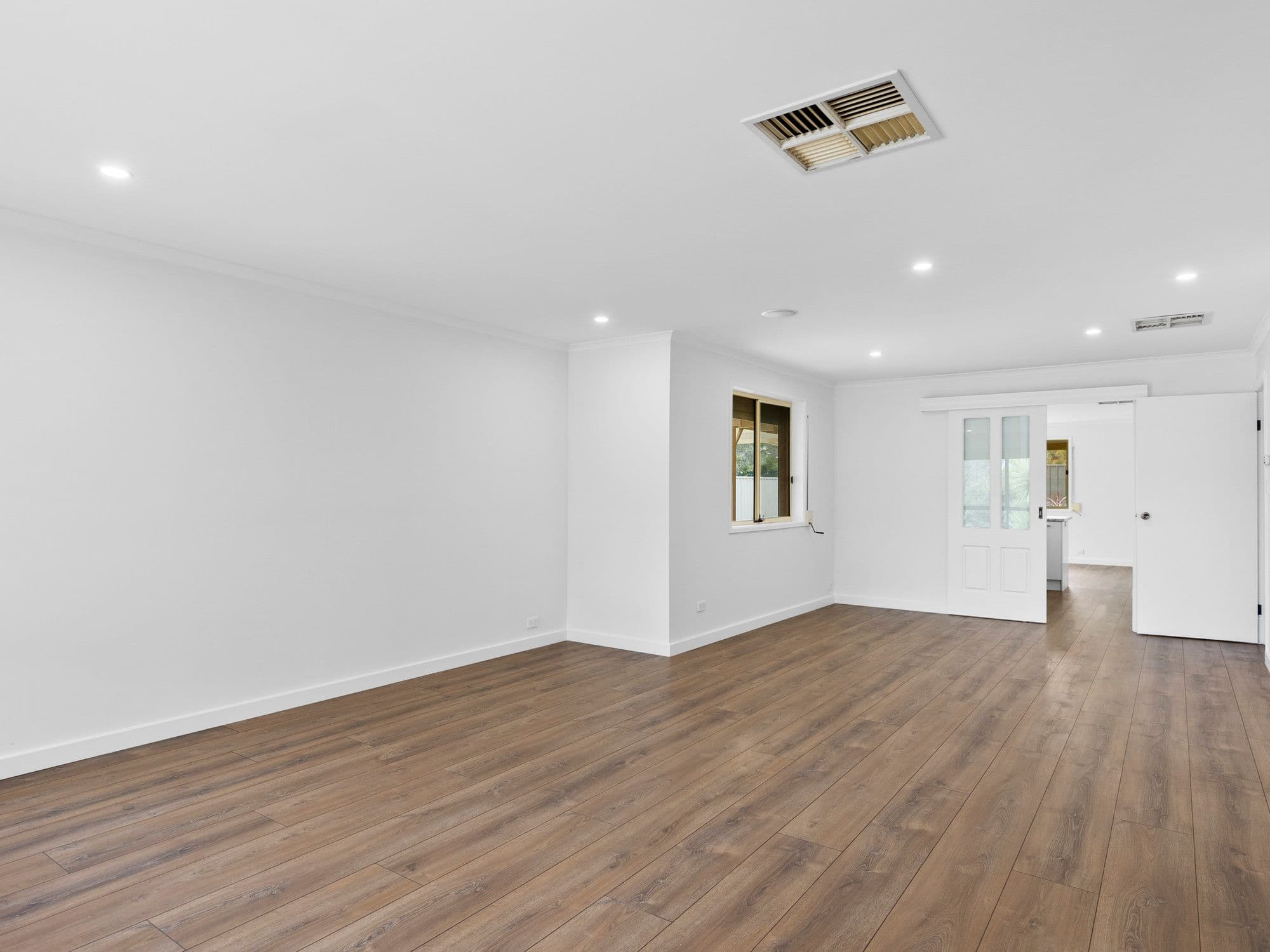 19 Birch Avenue, Seaford SA 5169, Seaford - Thumbnail 2