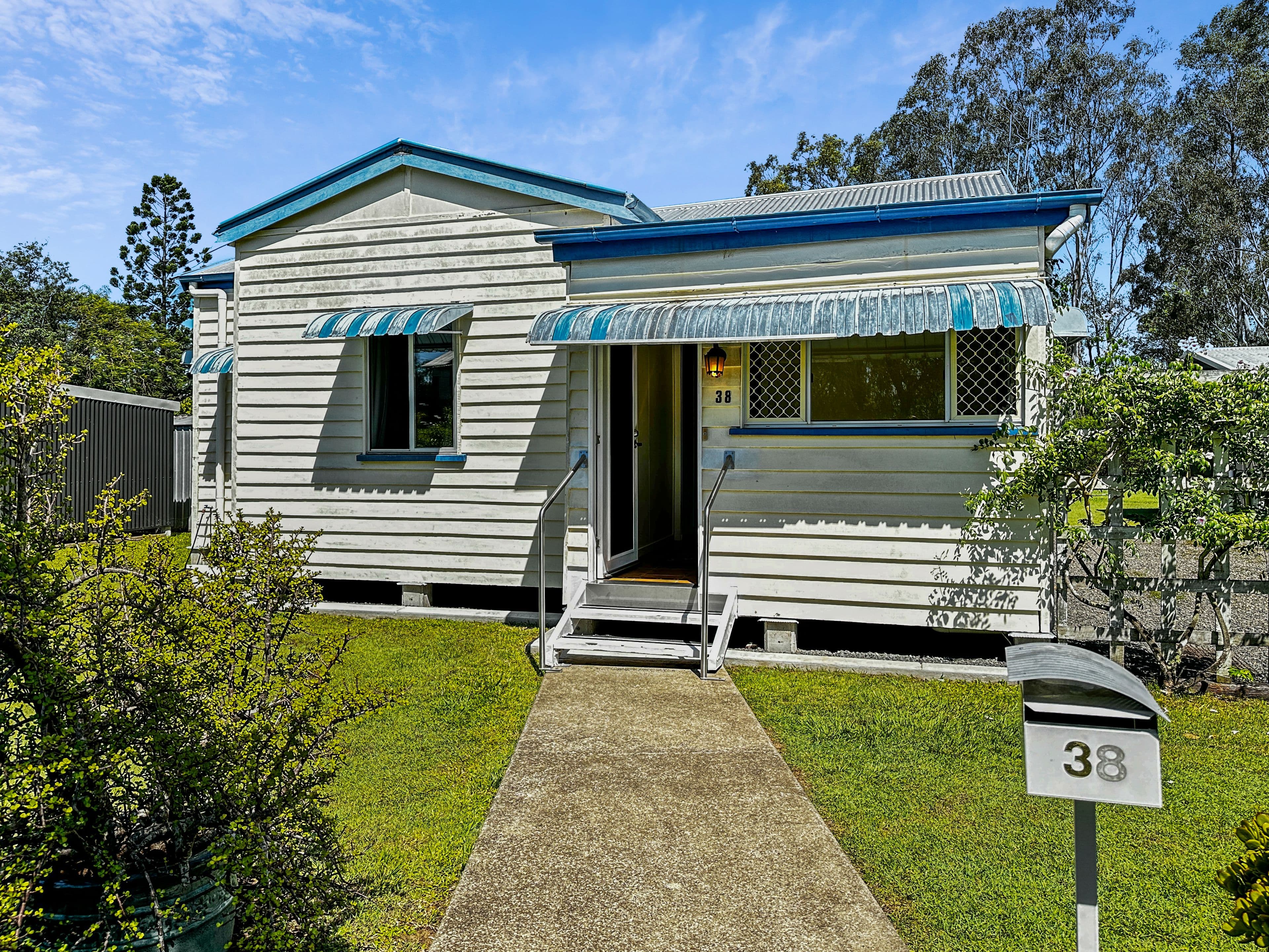 38 Spring Street, Howard QLD 4659, Howard - Thumbnail 2