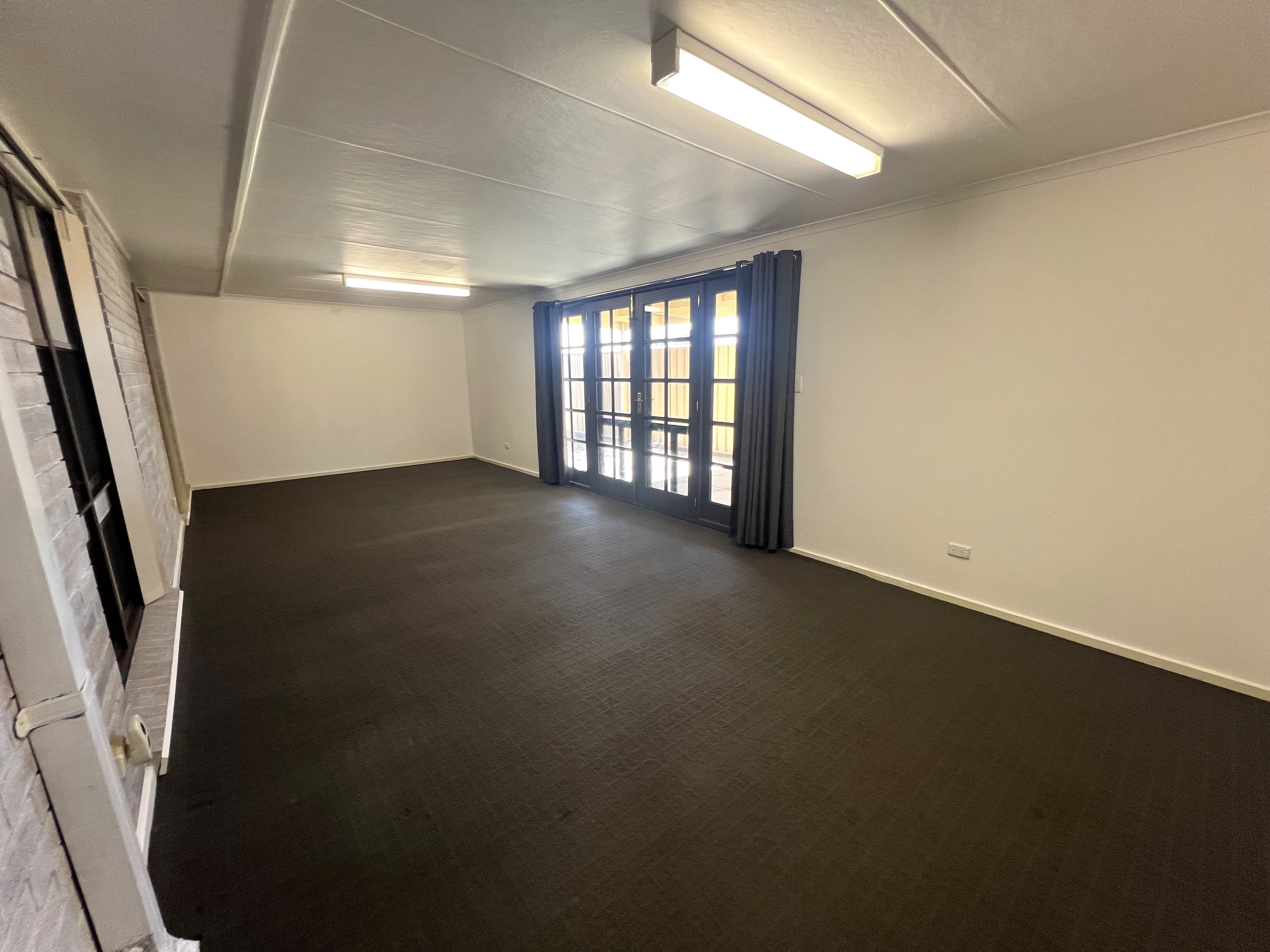 4 Adele Court, Deniliquin NSW 2710, Deniliquin - Thumbnail 7