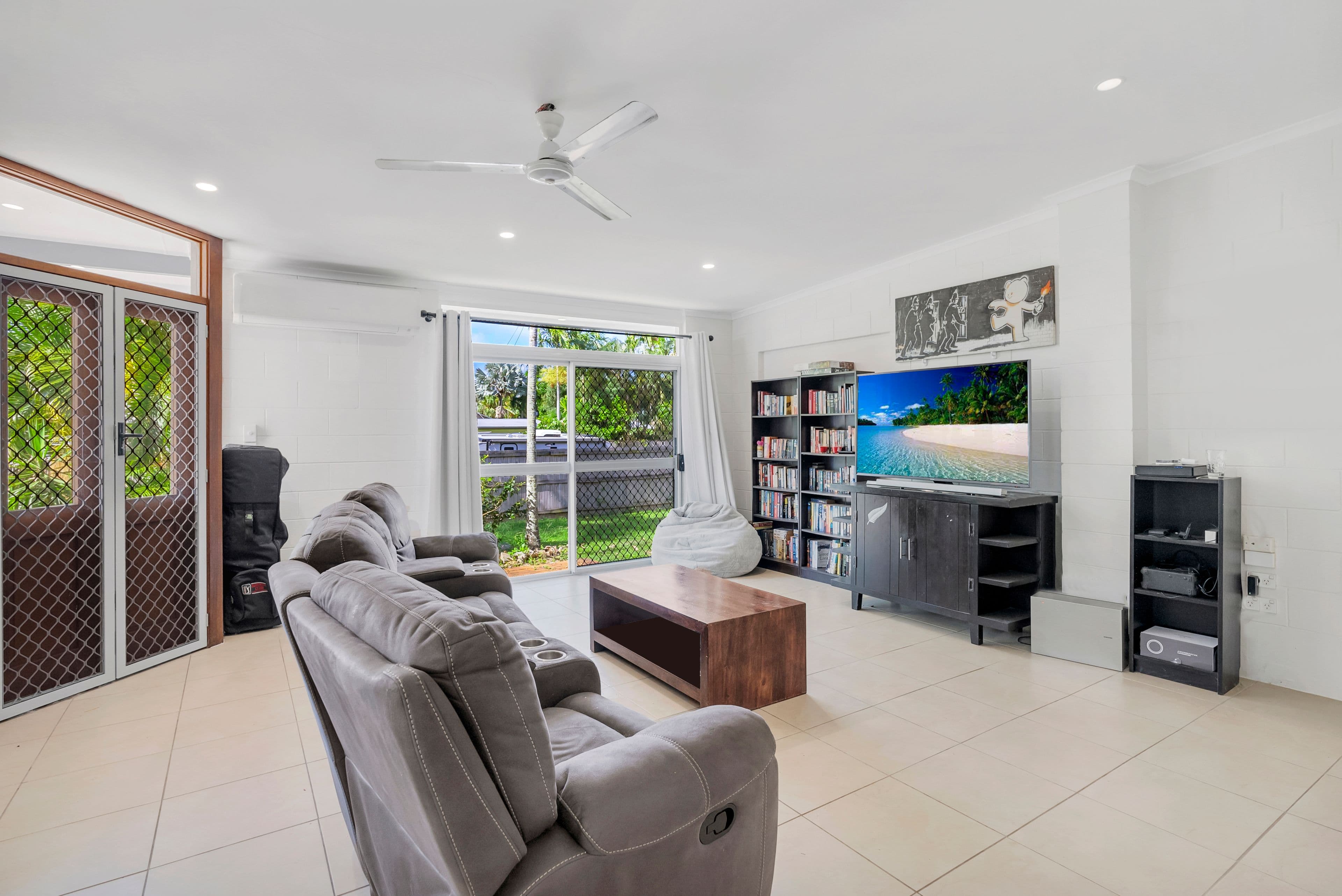 37 Terebra Street, Palm Cove QLD 4879, Palm Cove - Thumbnail 4