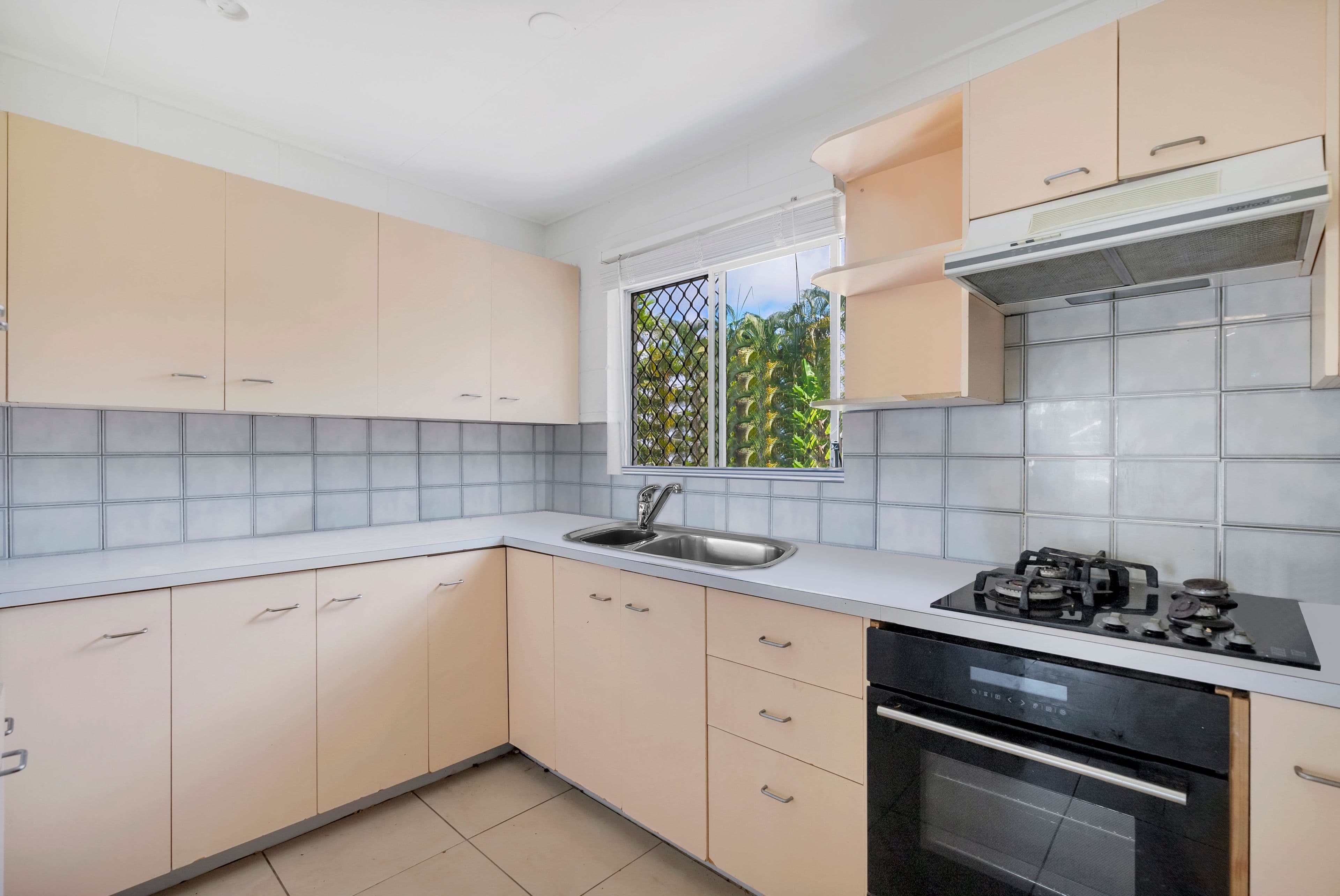 37 Terebra Street, Palm Cove QLD 4879, Palm Cove - Thumbnail 5