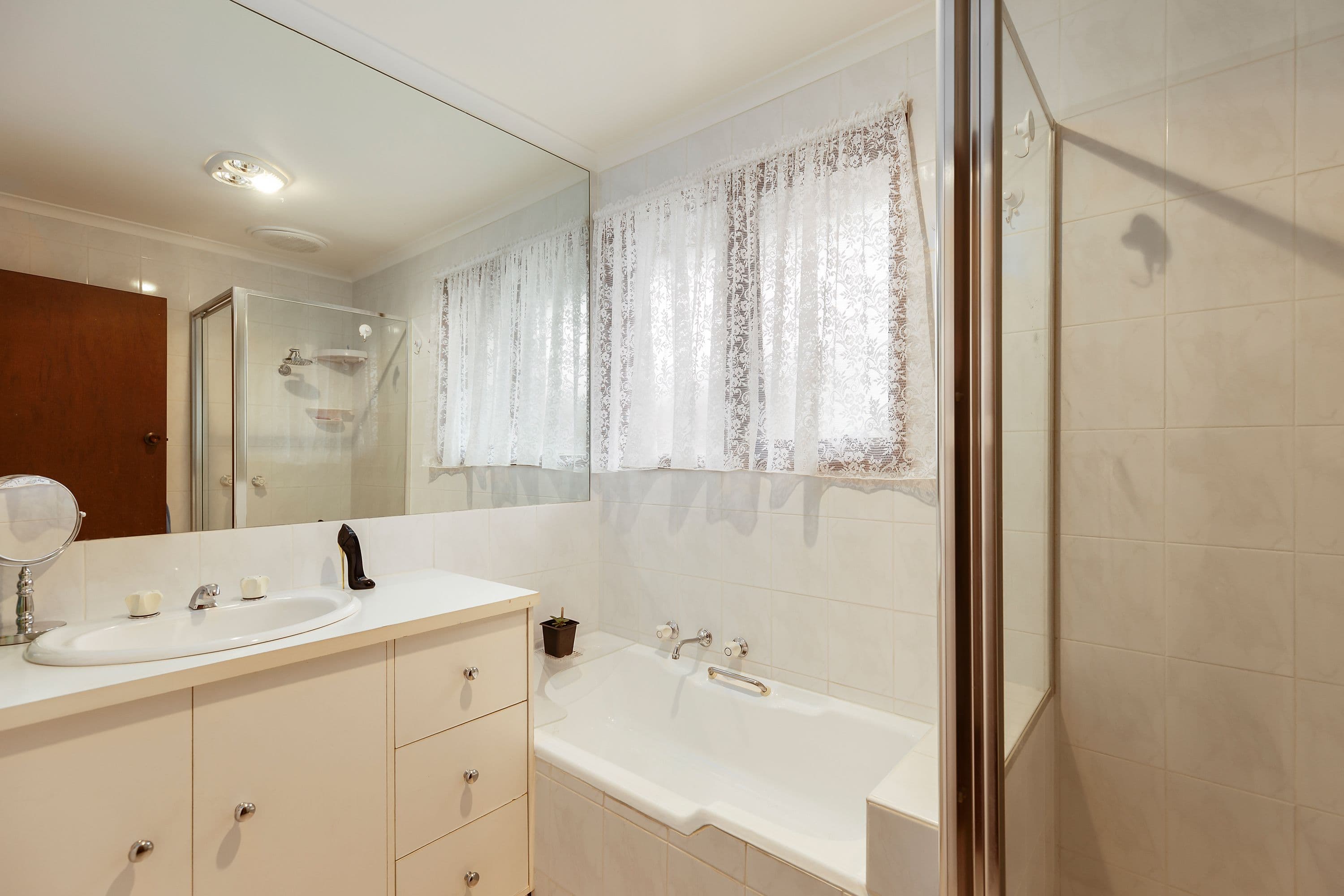 3 Debra Court, Lalor VIC 3075, Lalor - Thumbnail 6