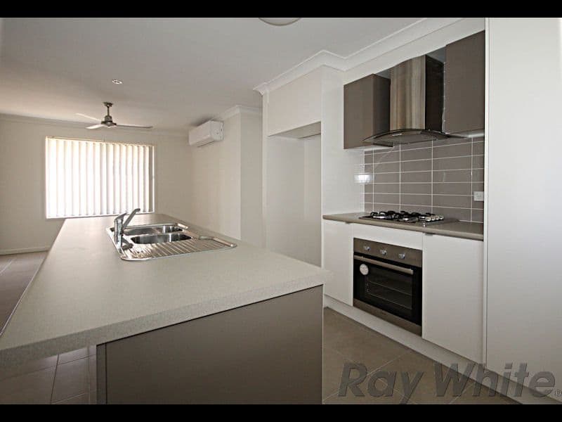 39 Littleford Circuit, Bundamba QLD 4304, Bundamba - Thumbnail 4