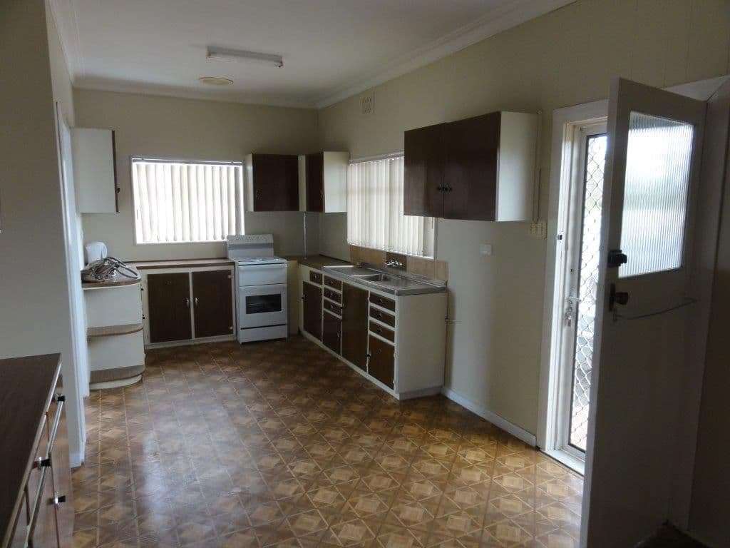 31 Allendale Street, Broken Hill NSW 2880, Broken Hill - Thumbnail 3