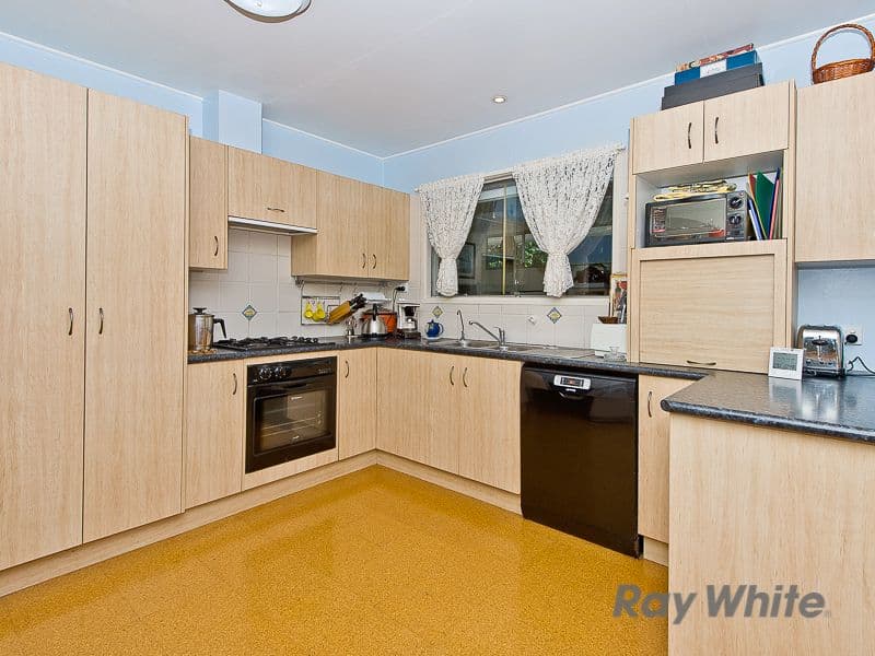 28 Bateman Street, STRATHPINE QLD 4500, Strathpine - Thumbnail 3