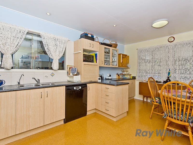 28 Bateman Street, STRATHPINE QLD 4500, Strathpine - Thumbnail 4