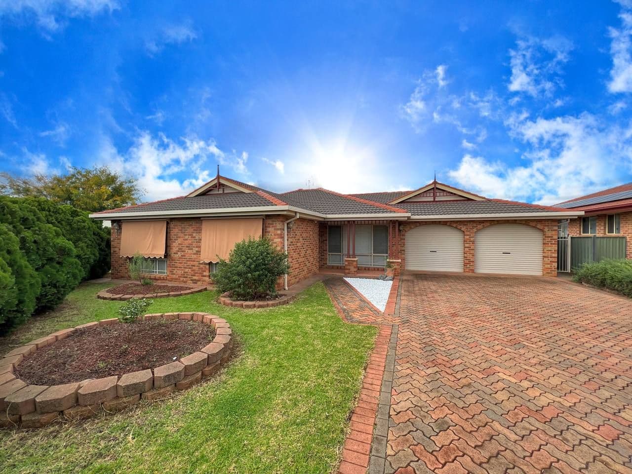 14 Christina Close, Parkes NSW 2870, Parkes - Image 1